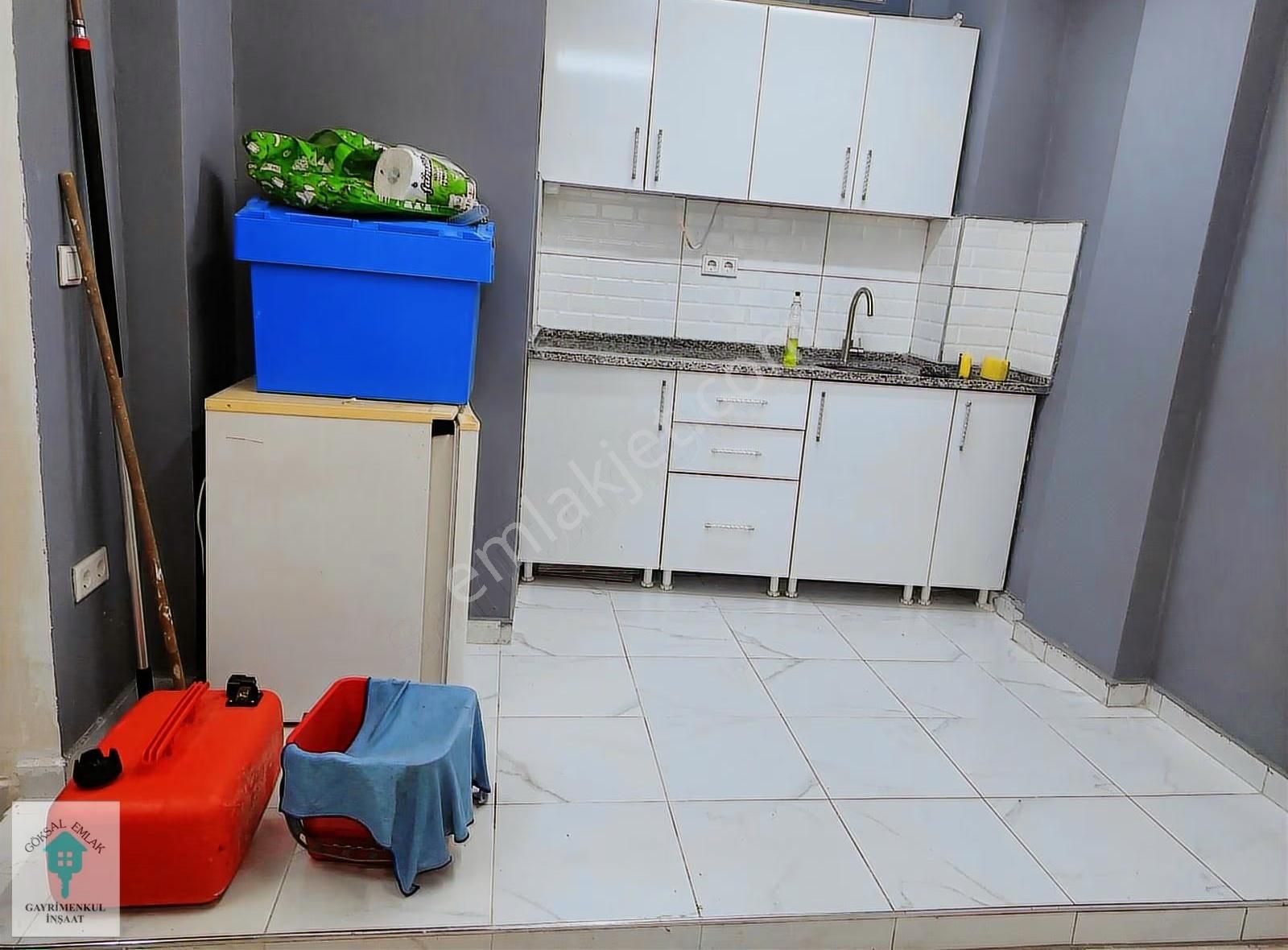 Esenler Birlik Mah. Satlık 50 M2 Düz Giriş Dükkan - Görsel 7