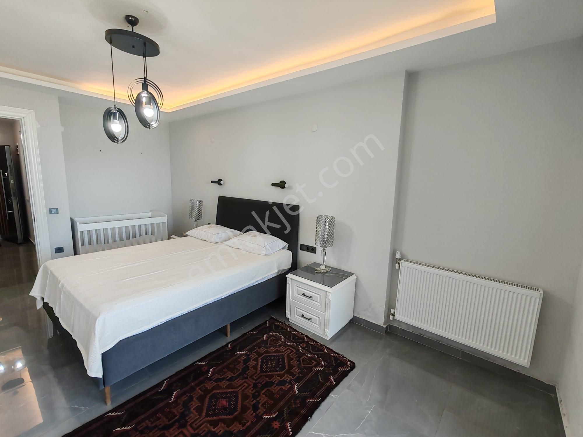 Seferihisar Atatürk Mahallesi (ömür Beldesinde) Kiralık Deniz Manzaralı Eşyalı Lüx Daire - Görsel 13