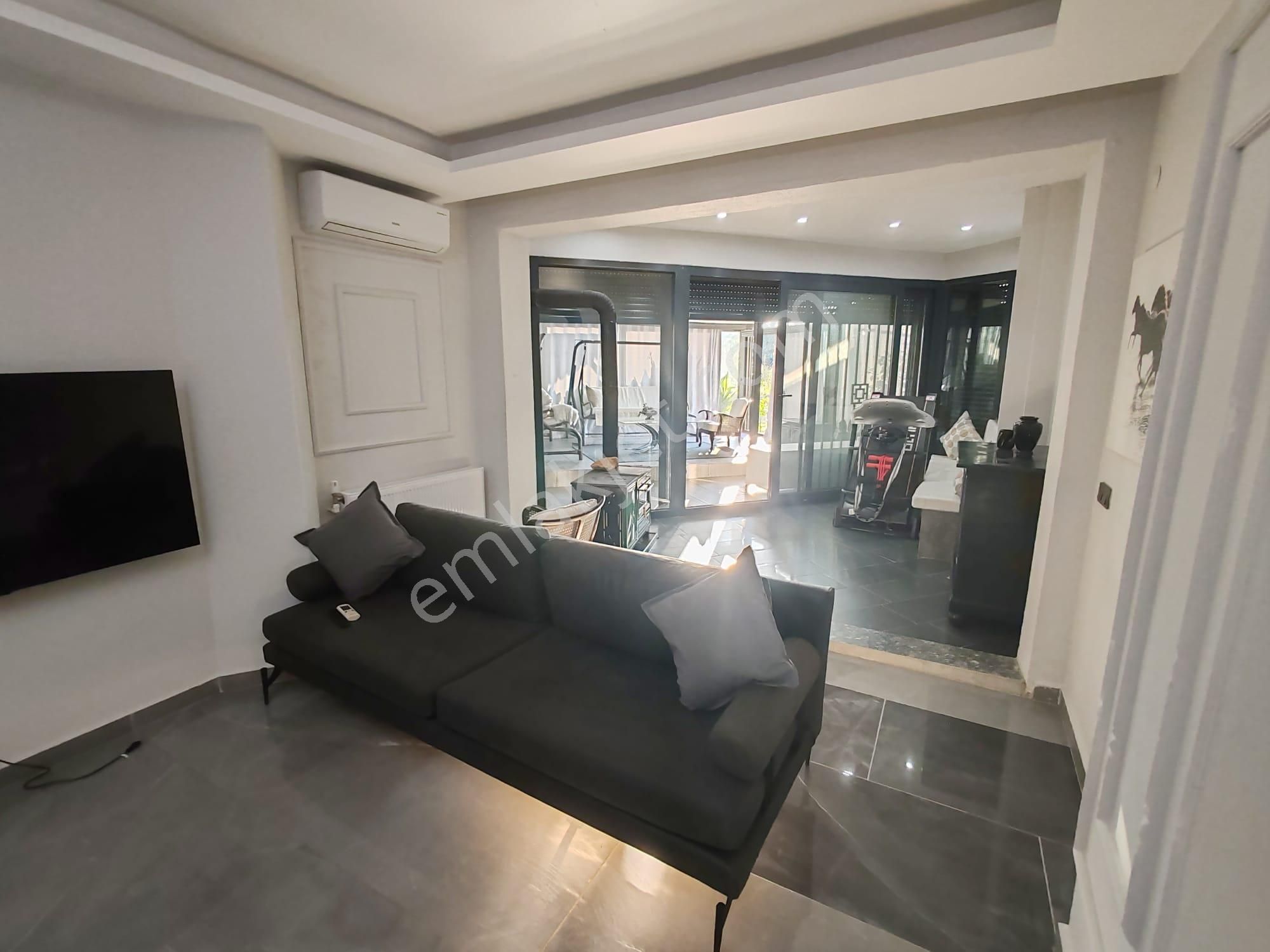 Seferihisar Atatürk Mahallesi (ömür Beldesinde) Kiralık Deniz Manzaralı Eşyalı Lüx Daire - Görsel 20