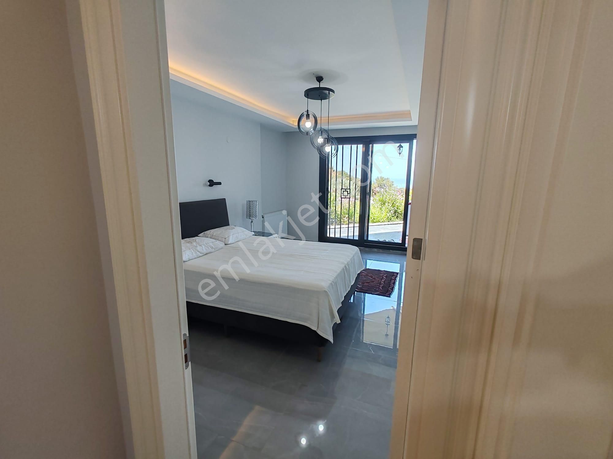 Seferihisar Atatürk Mahallesi (ömür Beldesinde) Kiralık Deniz Manzaralı Eşyalı Lüx Daire - Görsel 10
