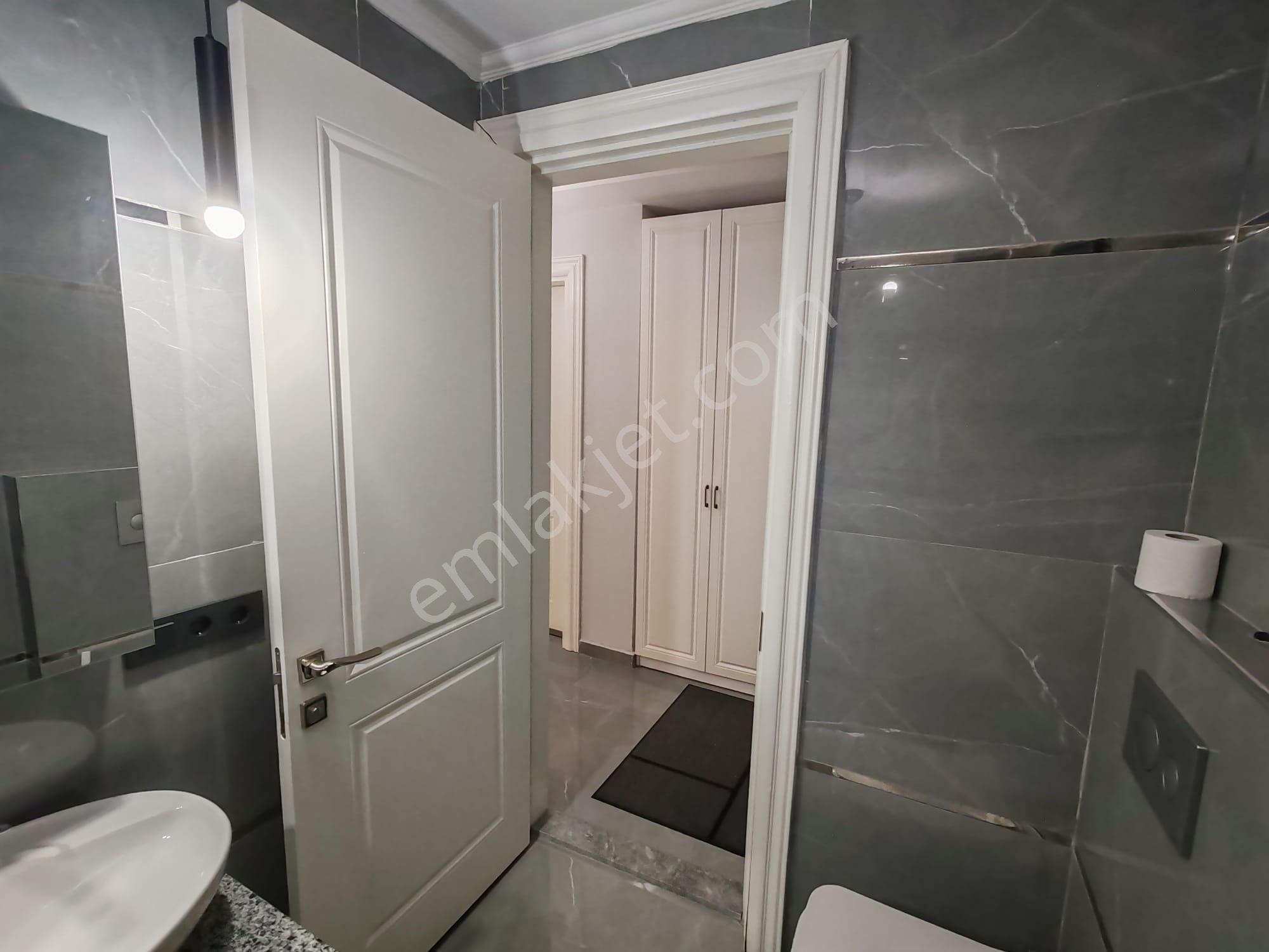 Seferihisar Atatürk Mahallesi (ömür Beldesinde) Kiralık Deniz Manzaralı Eşyalı Lüx Daire - Görsel 8