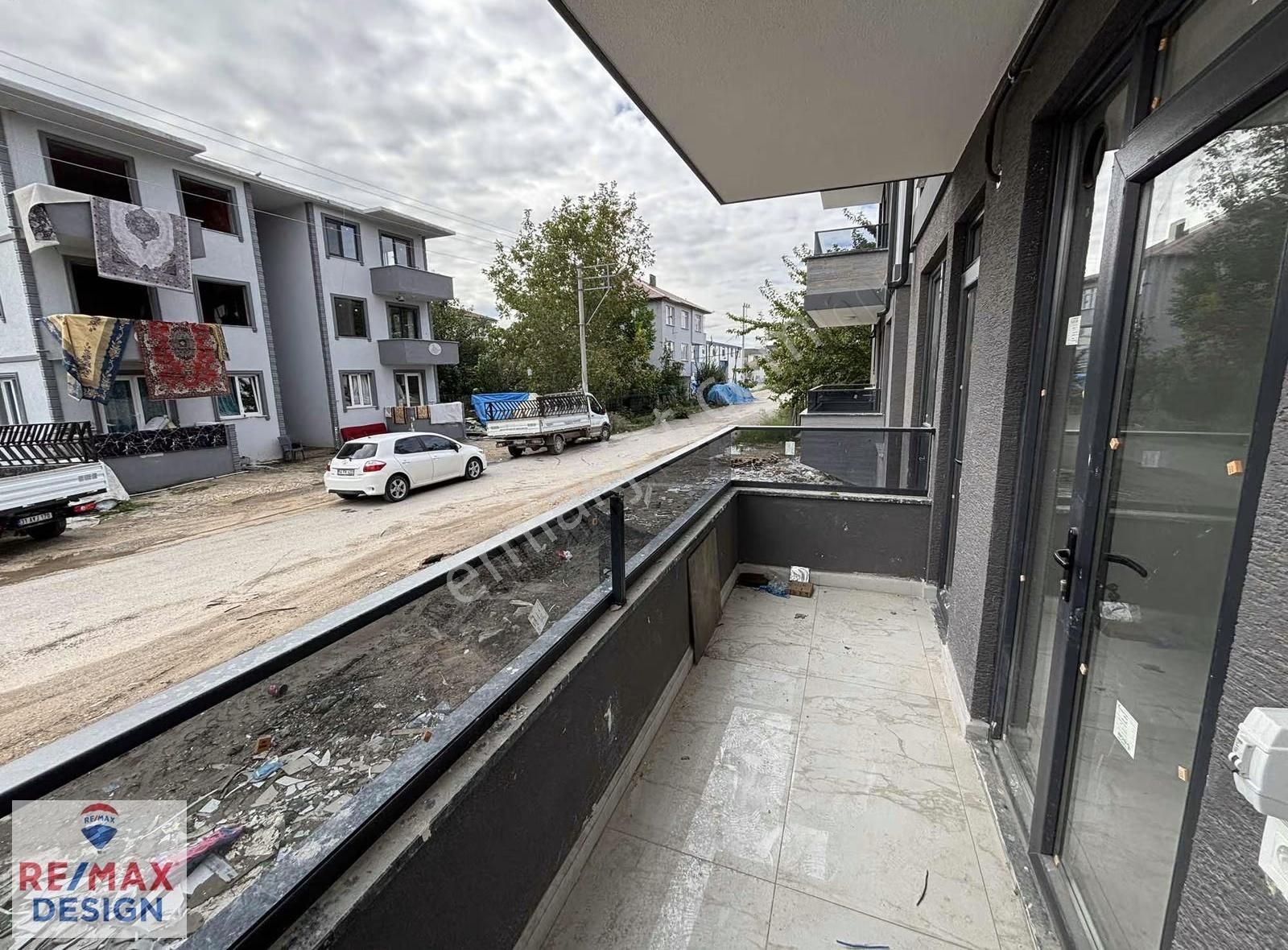 Remax Design Arifiye Arifbey Mh. Sıfır Kiralık 2+1 Daire - Görsel 13