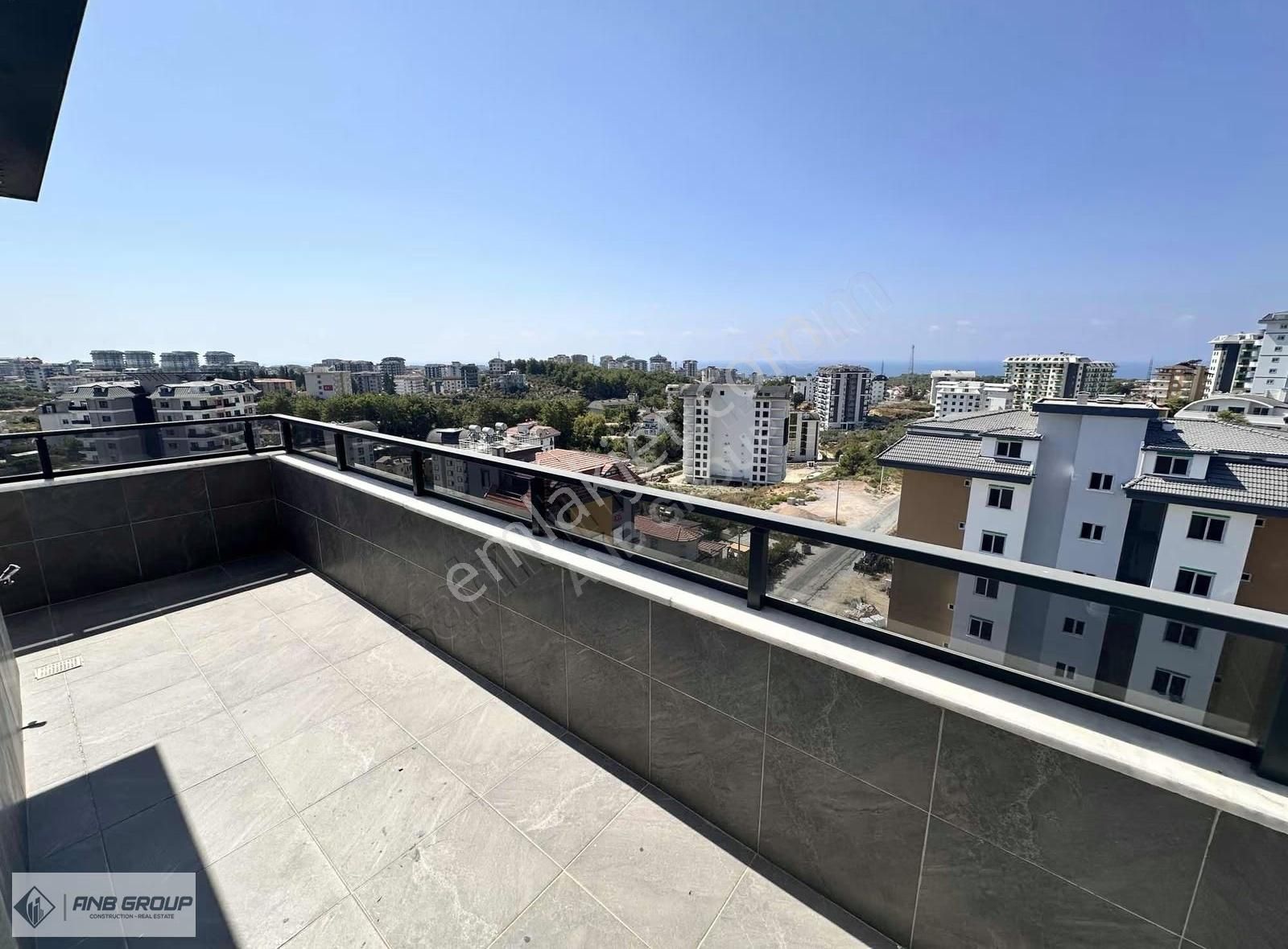 Alanya Avsallar'da 4+1 Ayrı Mutfak Deniz Manzaralı Dubleks