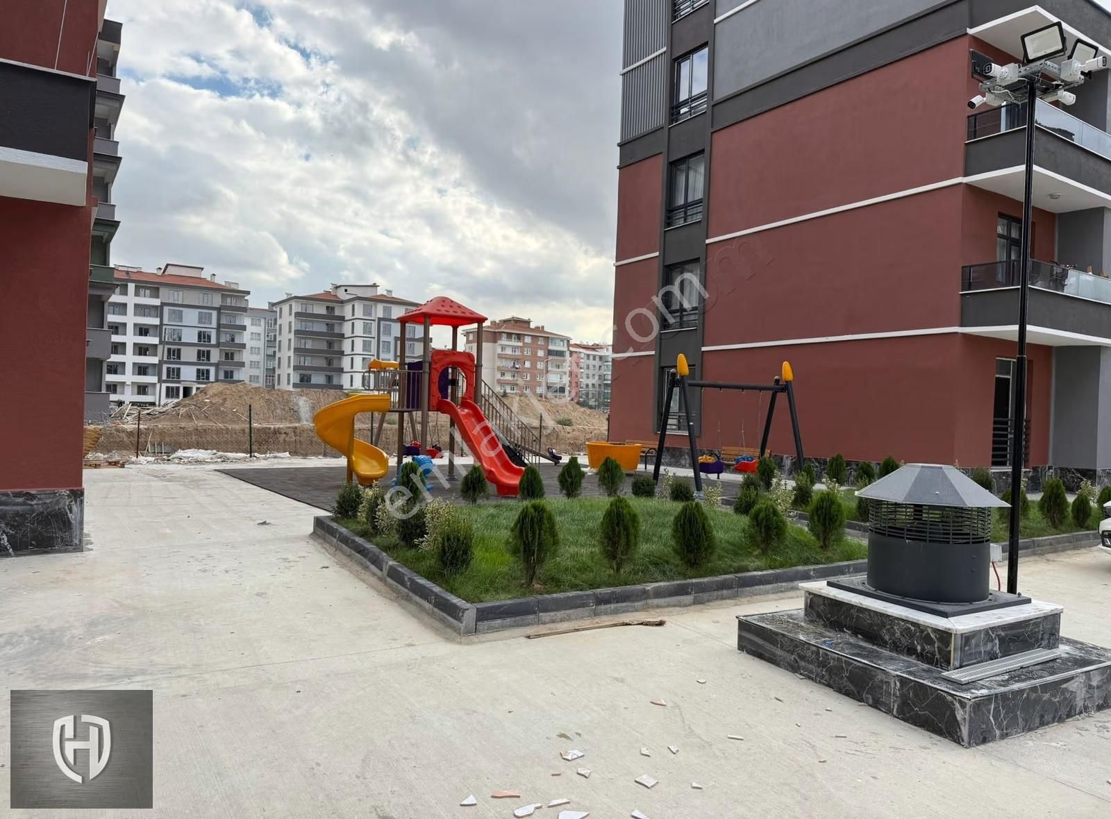 Hammer Gayrimenkulden Emirgazi Palas Konutlarında 3+1 Daire - Görsel 29