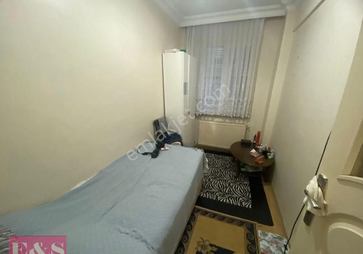 Es Gayrimenkul Cerrahpaşada 2+1 Satılık Daire - Görsel 6