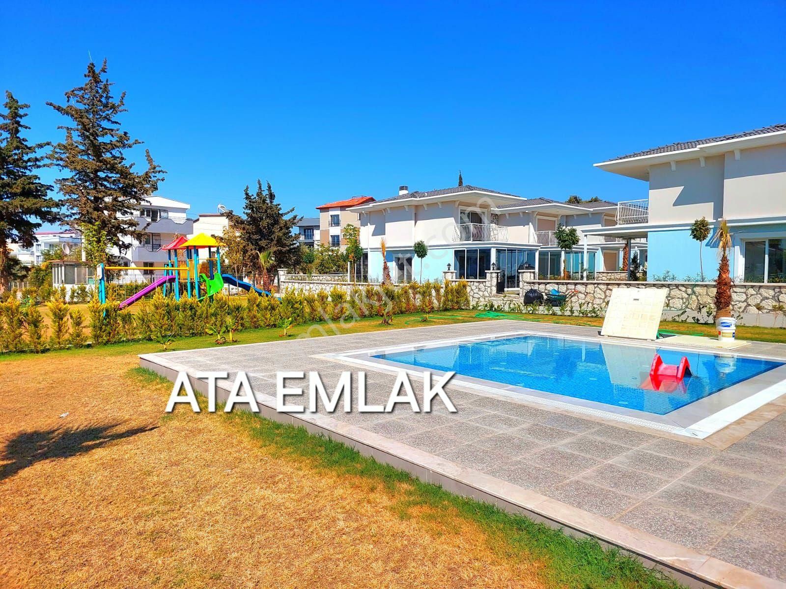 Kuşadasında Açık Ve Kapalı Yüzme Havuzlu Sitede 3+1 Sıfır Villa - Görsel 3
