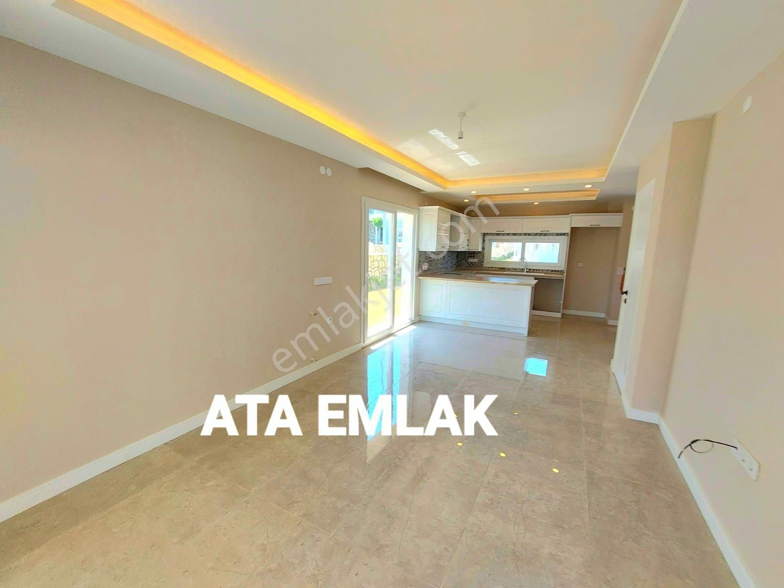 Kuşadasında Açık Ve Kapalı Yüzme Havuzlu Sitede 3+1 Sıfır Villa - Görsel 22