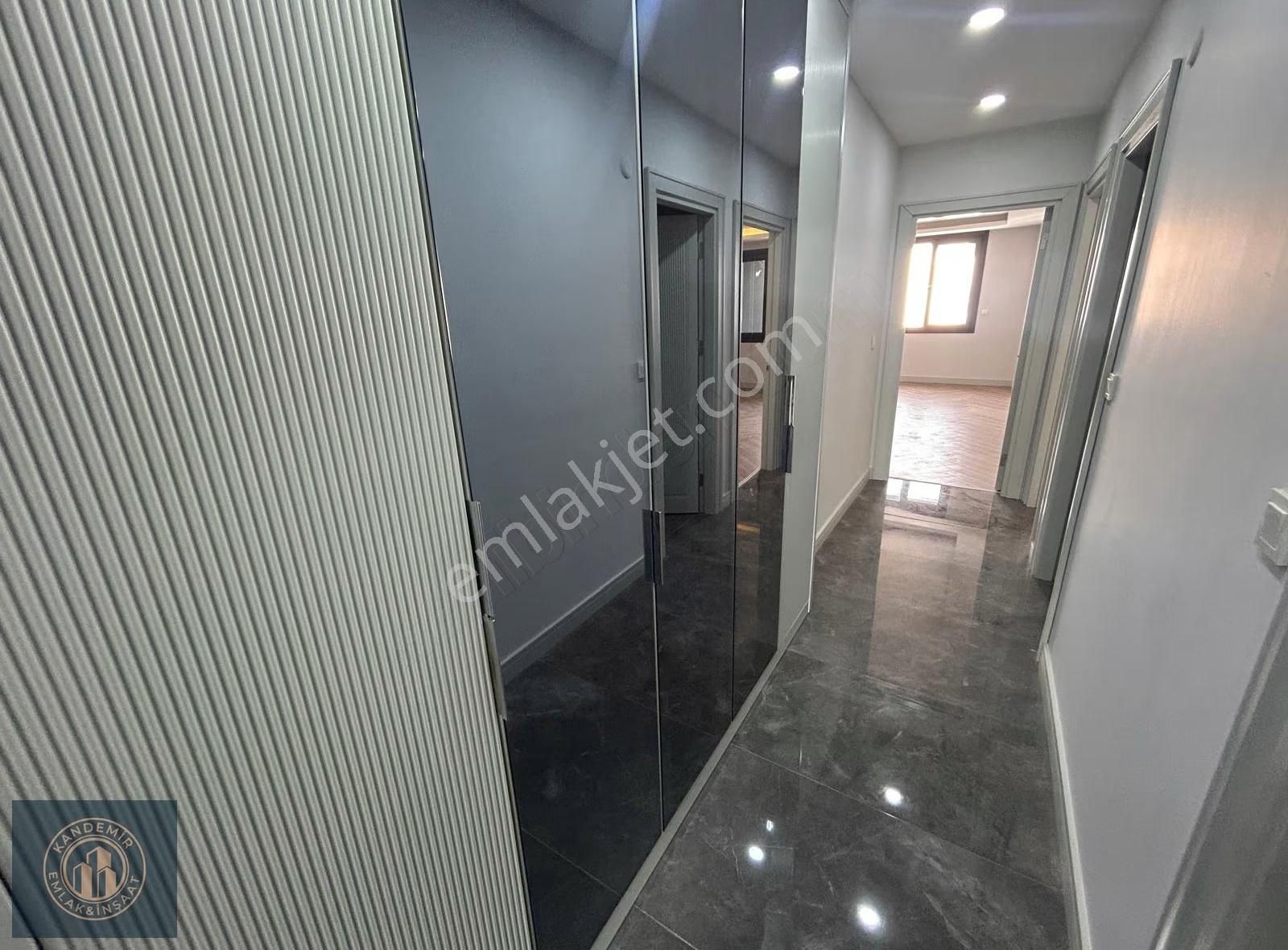 Üsküdar Sultantepe Deniz Manzaralı 275 M2 Dubleks Daire - Görsel 7