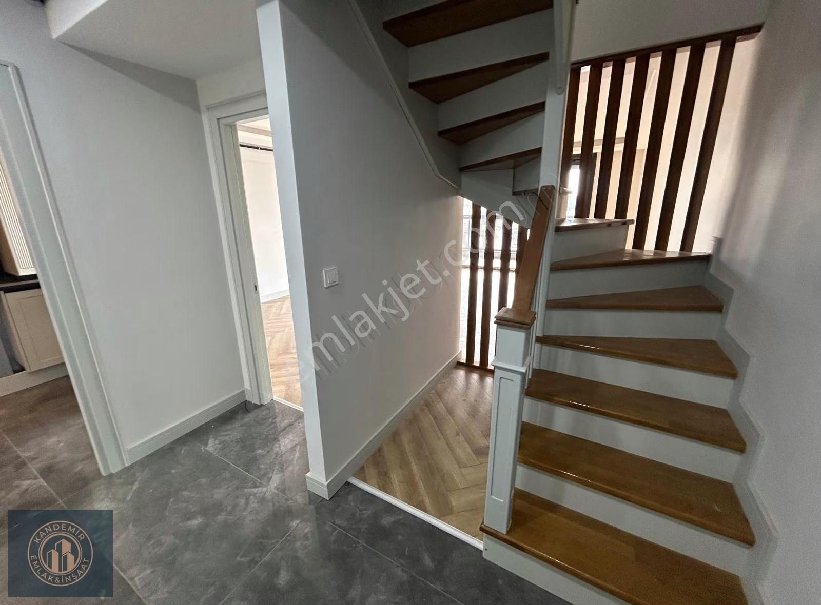 Üsküdar Sultantepe Deniz Manzaralı 275 M2 Dubleks Daire - Görsel 25