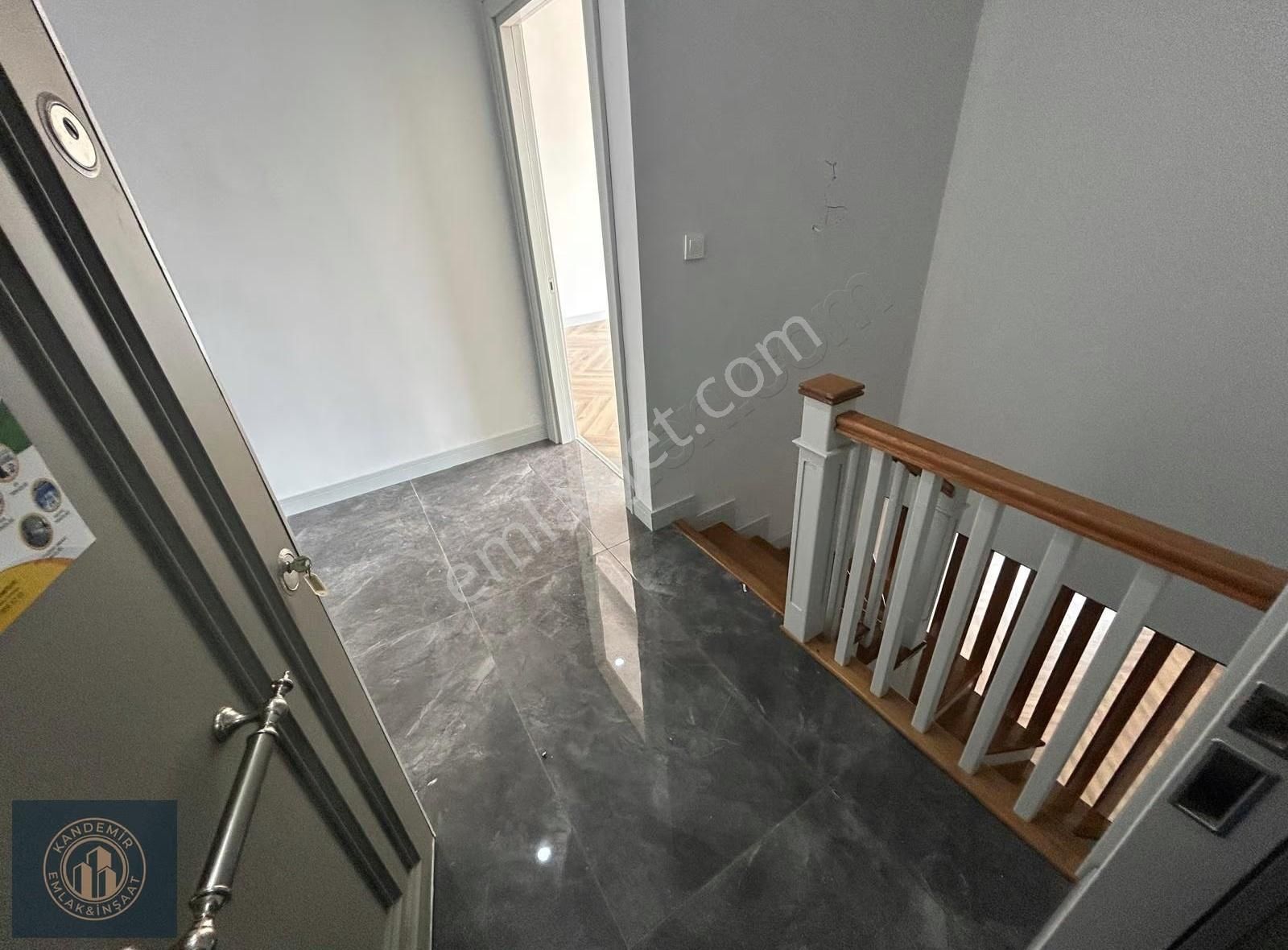 Üsküdar Sultantepe Deniz Manzaralı 275 M2 Dubleks Daire - Görsel 8