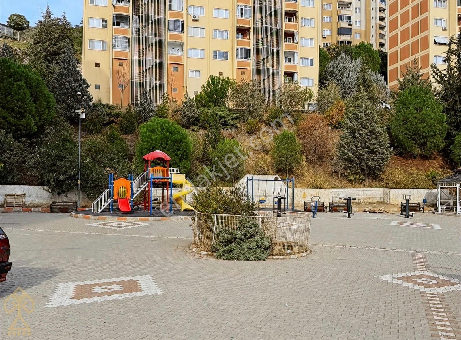 Edremit Tokilerde Uygun Fiyatlı Satılık 3+1 Daire - Görsel 11