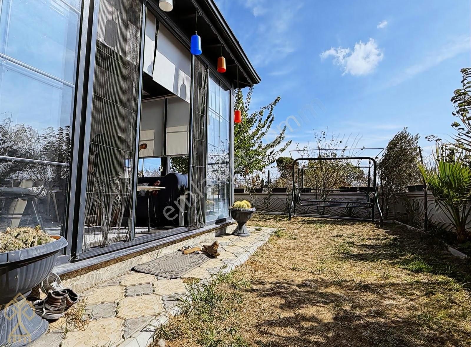 Cennetayağında Şömineli Lüks Bahçeli Satılık Villa - Görsel 9