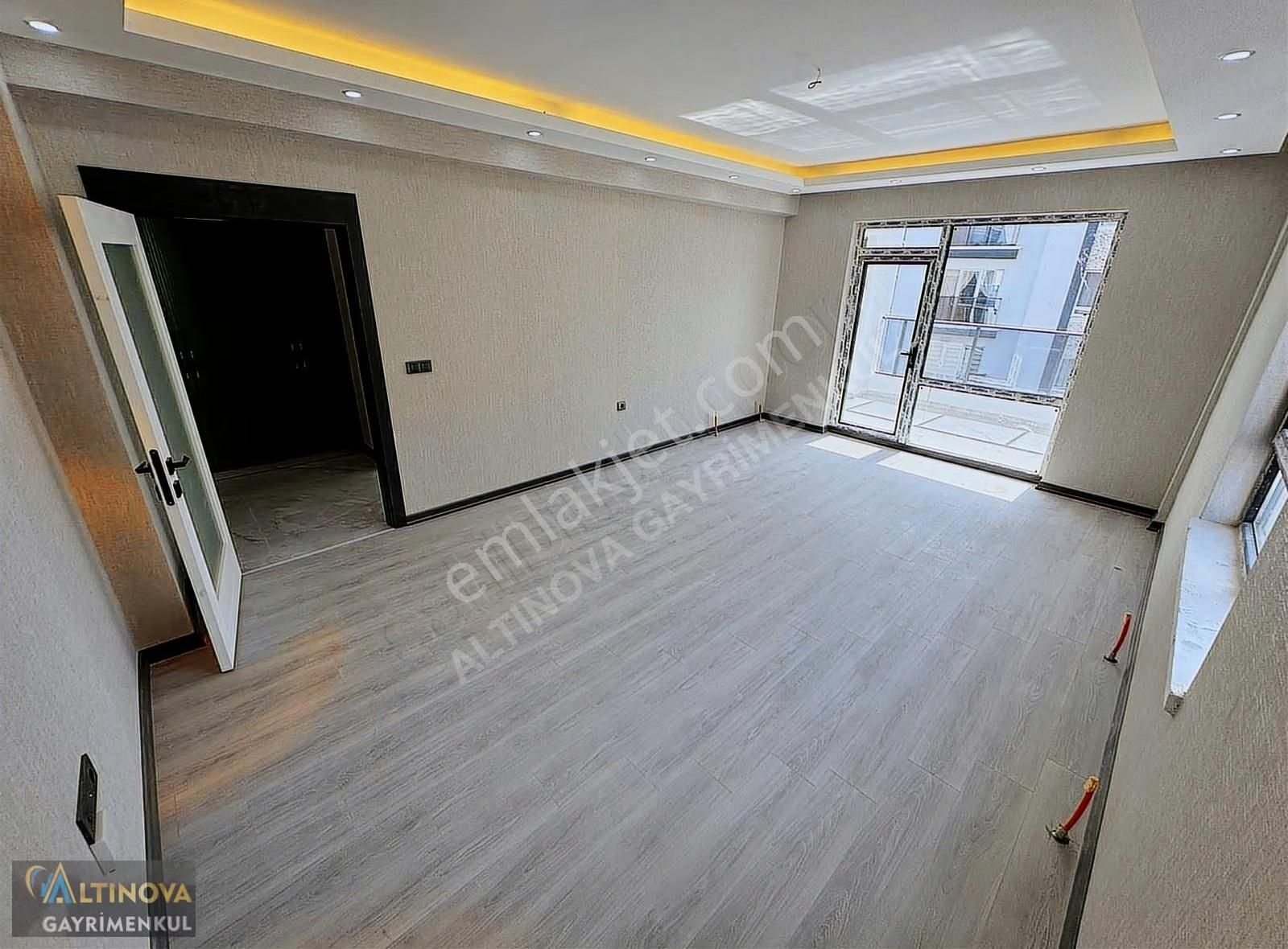 Yeni Bina Masrafsız Teras Balkonlu 3+1 130 M2 Dairee - Görsel 9