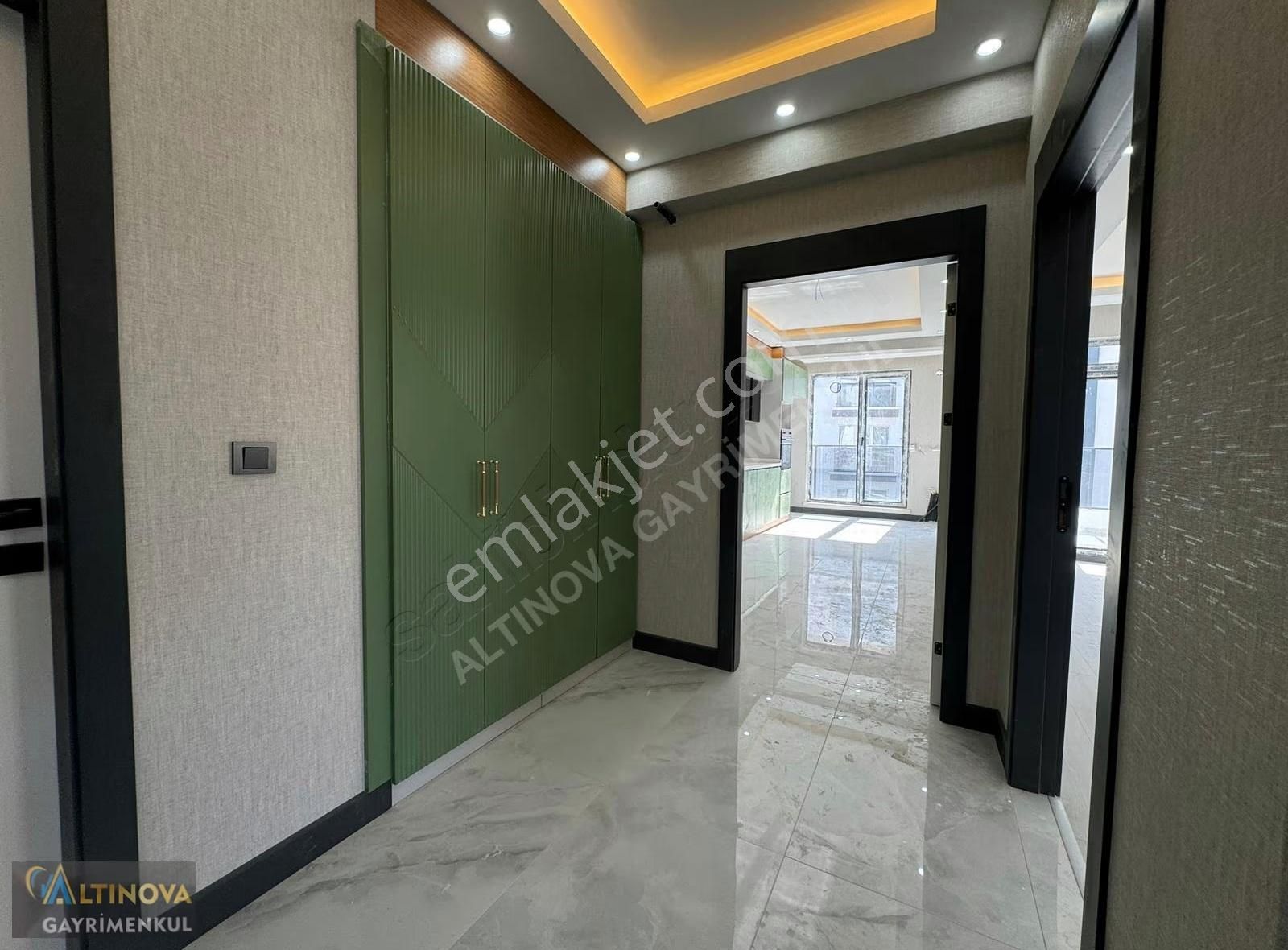 Yeni Bina Masrafsız Teras Balkonlu 3+1 130 M2 Dairee - Görsel 19