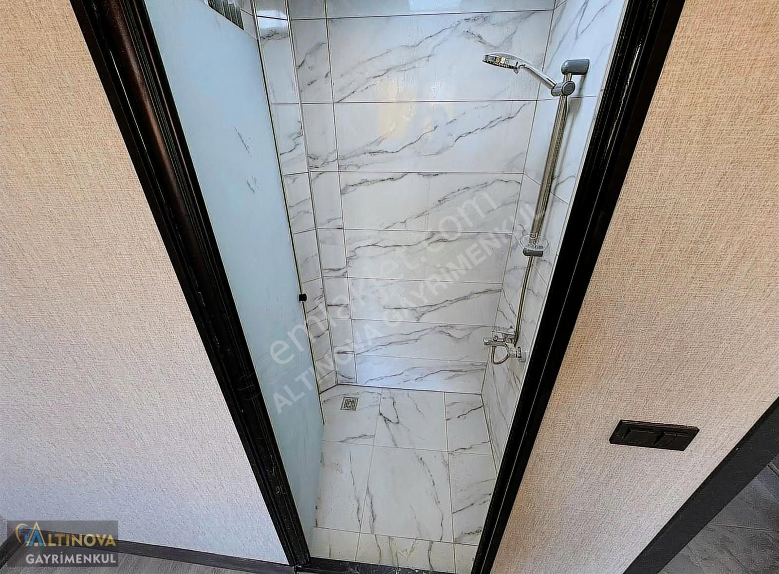 Yeni Bina Masrafsız Teras Balkonlu 3+1 130 M2 Dairee - Görsel 34