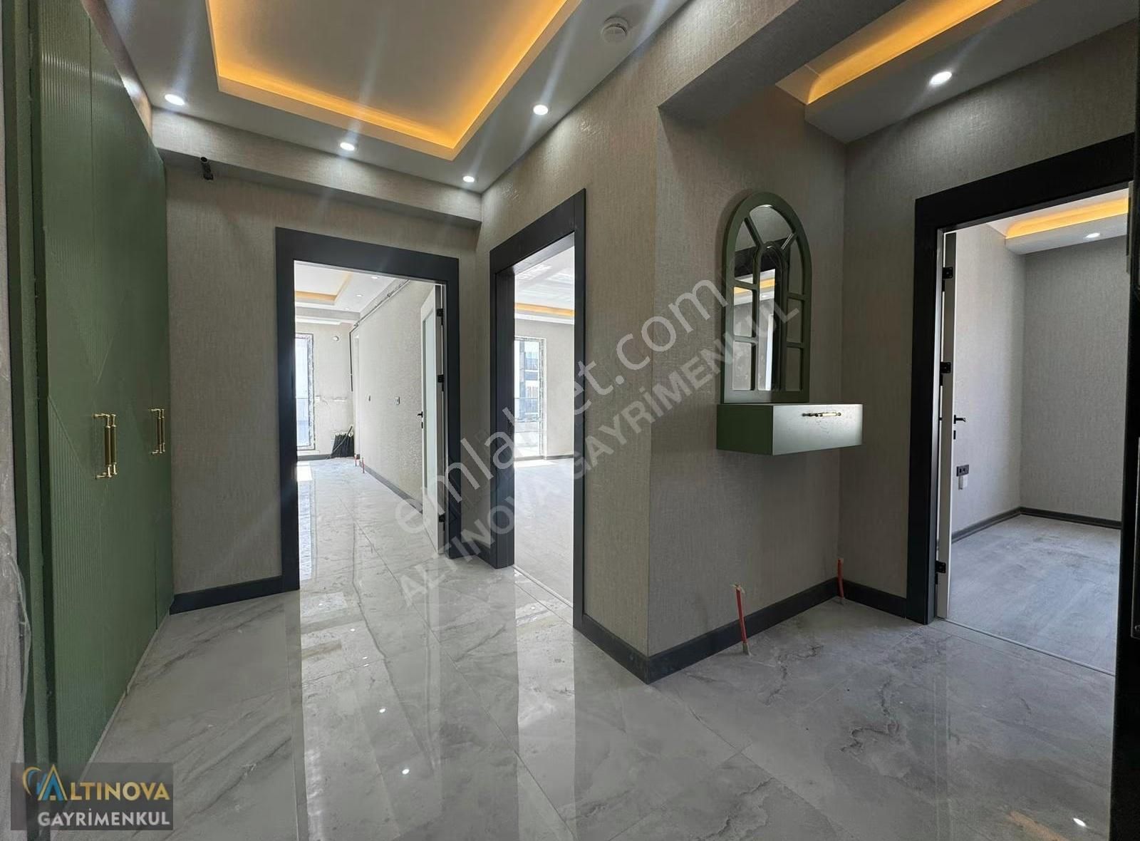 Yeni Bina Masrafsız Teras Balkonlu 3+1 130 M2 Dairee - Görsel 29