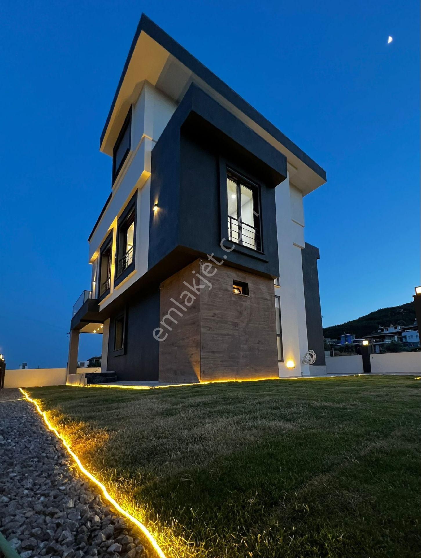 İzmir Seferihisar Doğanbey De Satılık 4+1 - Görsel 11