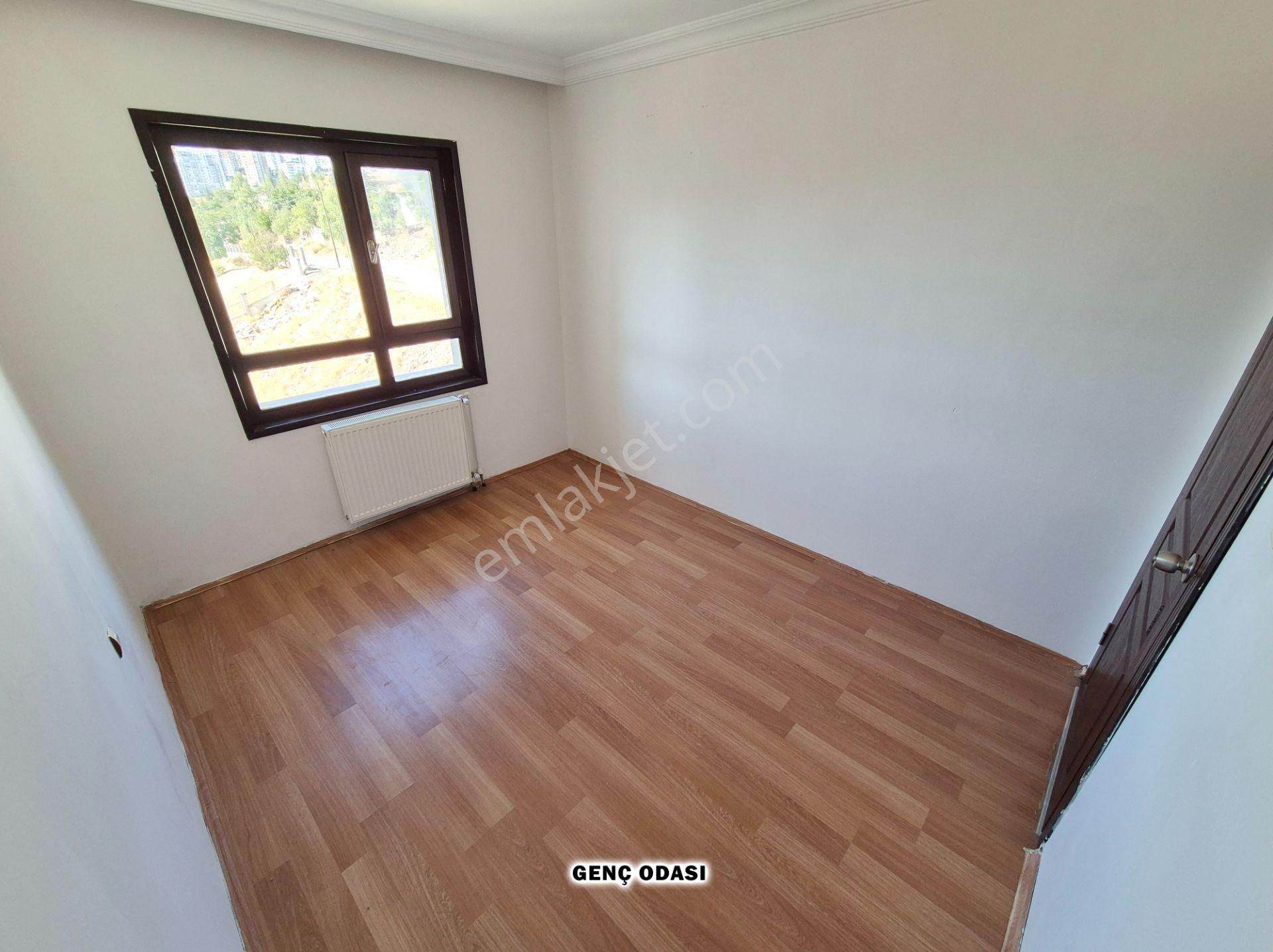 Cihandan Kaletepede Manzaralı Kapalı Otoparklı Boş Oturuma Hazır Kök Tapu - Görsel 17