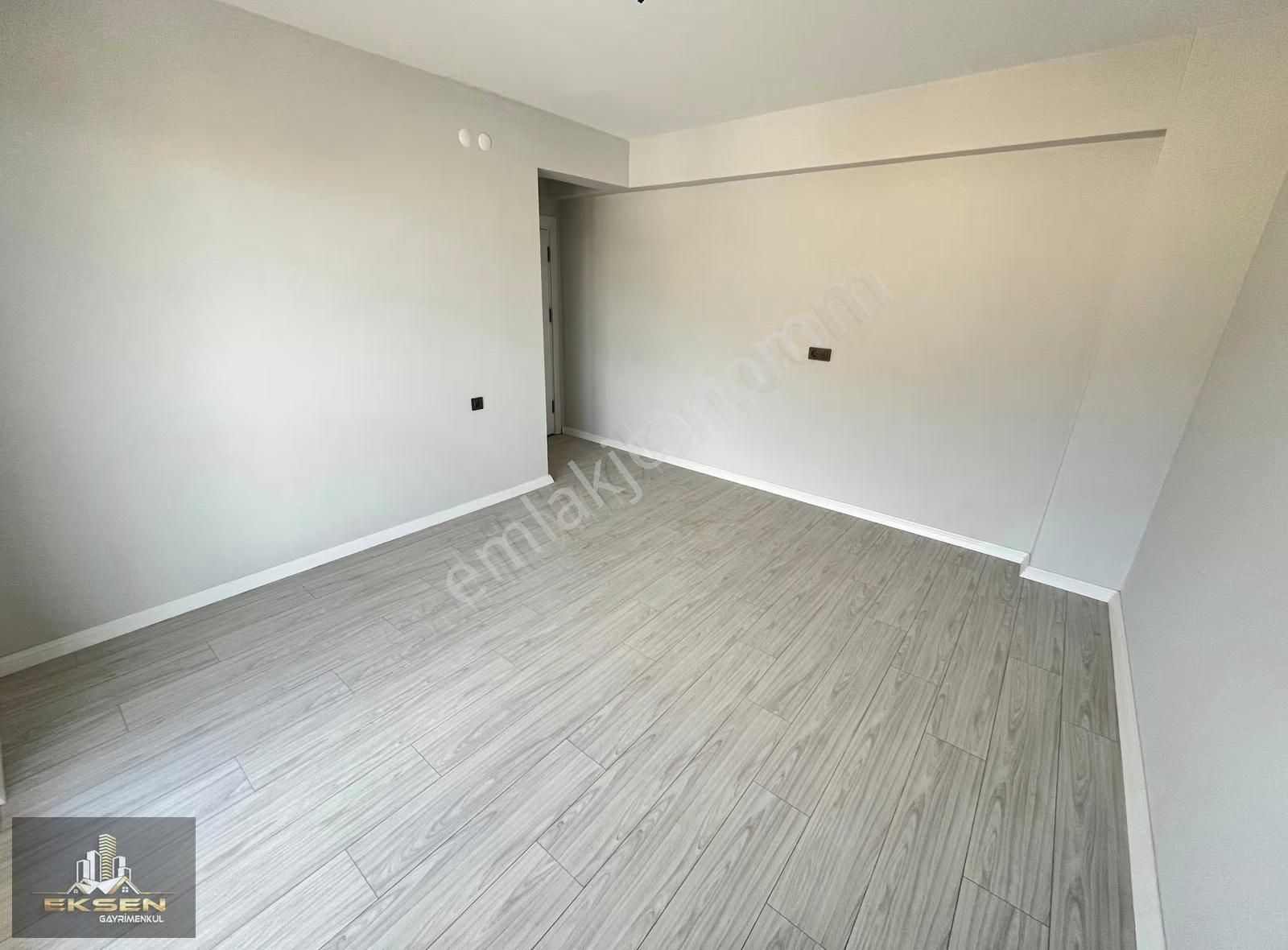 Eksen'den 3+1 Cadde Üstü Masrafsız Manzaralı Sıfır Daire - Görsel 2