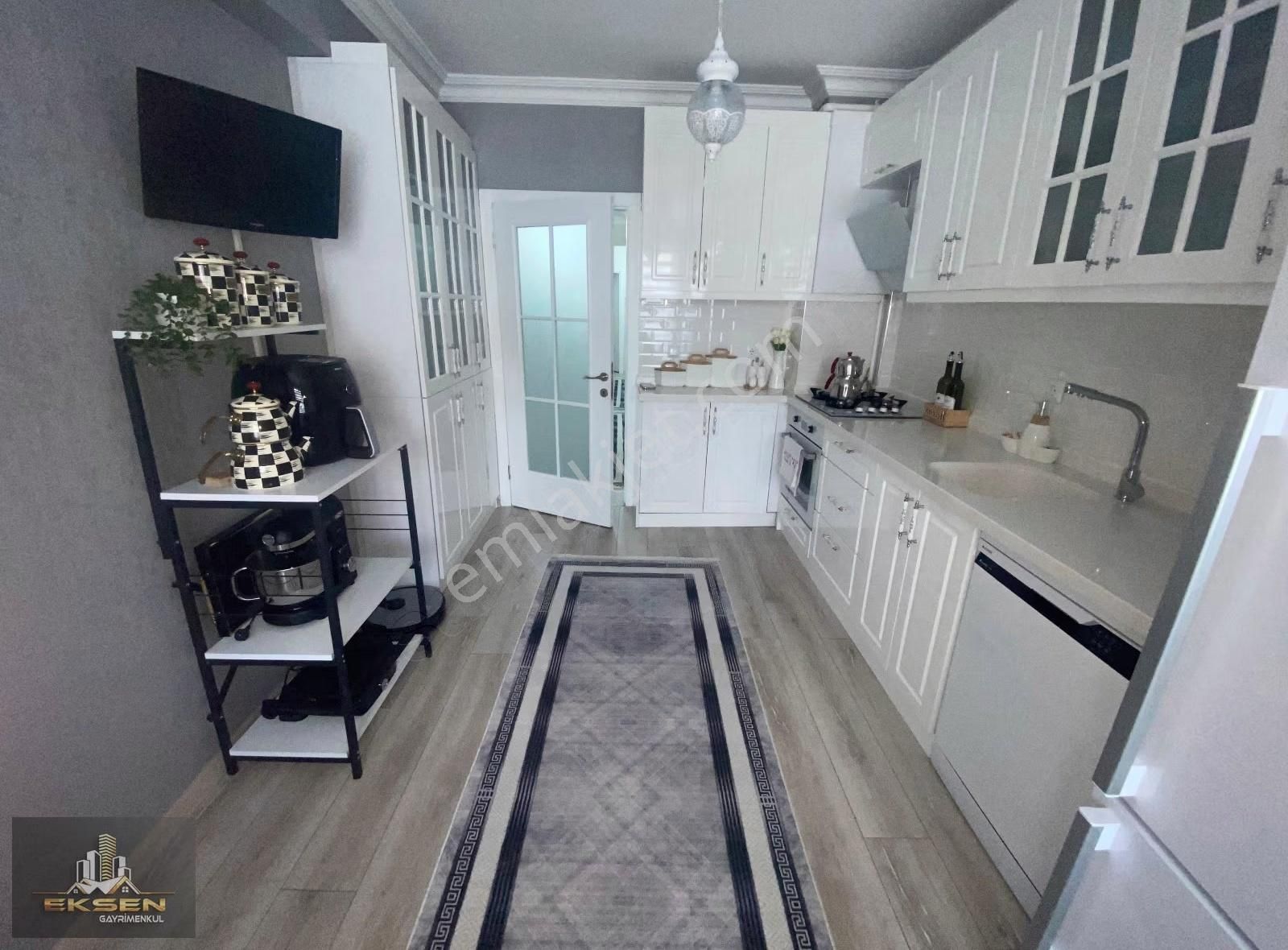 Eksen'den Gülpınar'da Kat Konumunda Ful Yapılı 3+1 Daire - Görsel 25