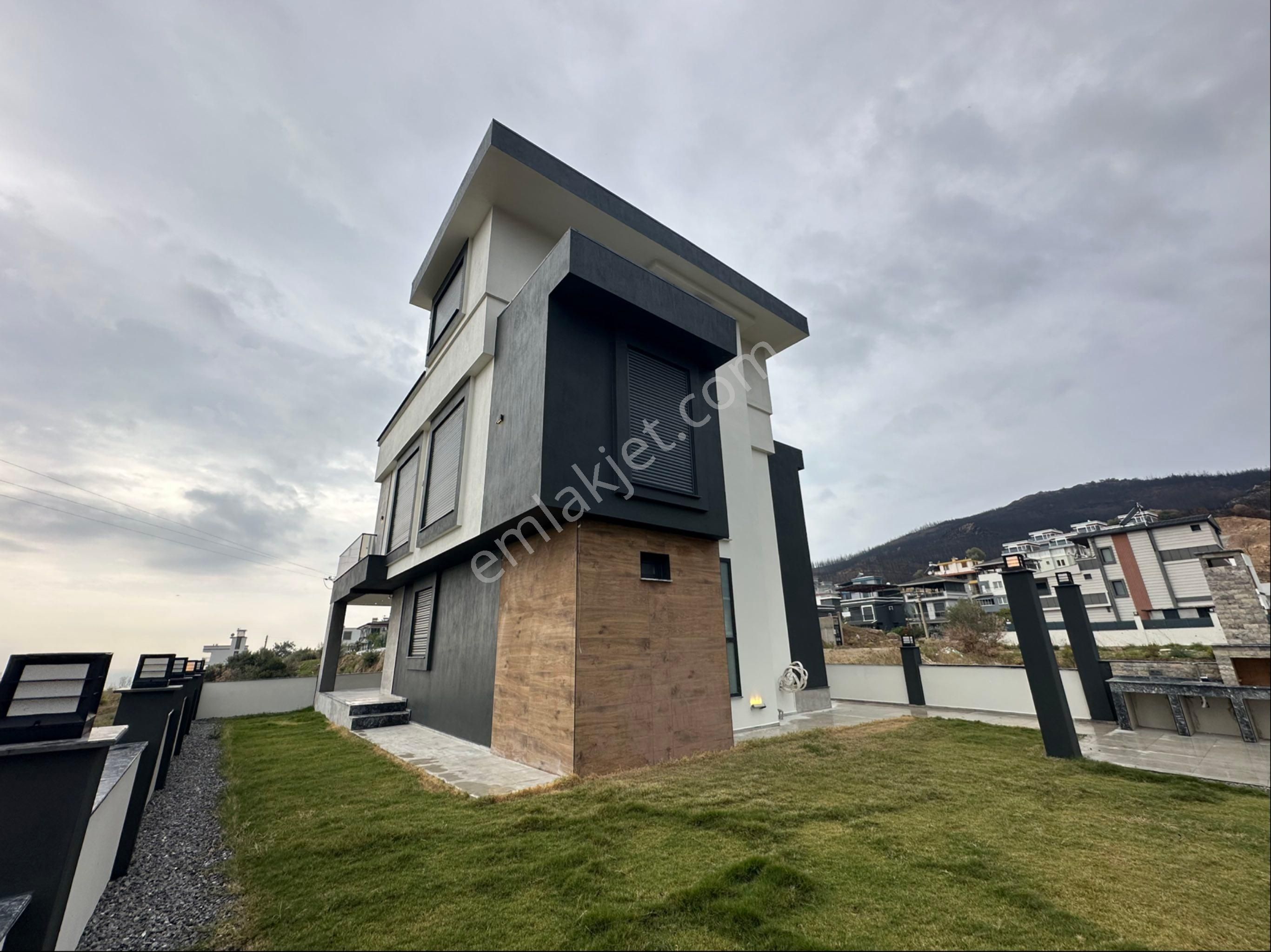 İzmir Seferihisar Doğanbey De Satılık 280 M2 İçinde Tek Müstakil - Görsel 11