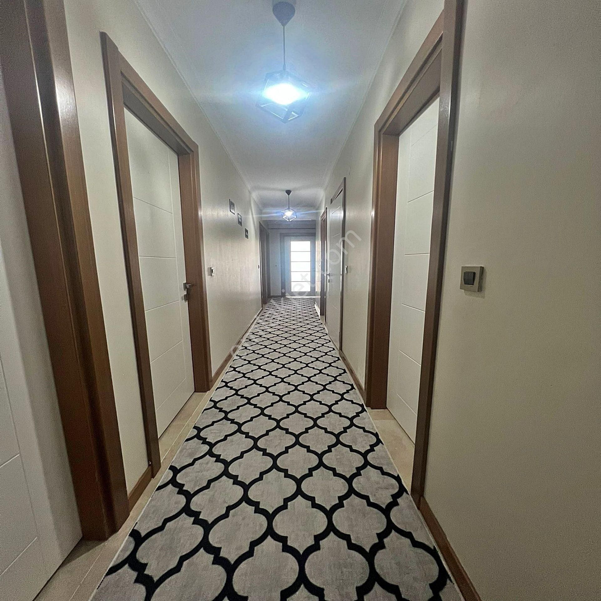 Beylikduzu Marmara Mah Huzurlu Marmara Sitesi 4+1 185m Satılık - Görsel 16