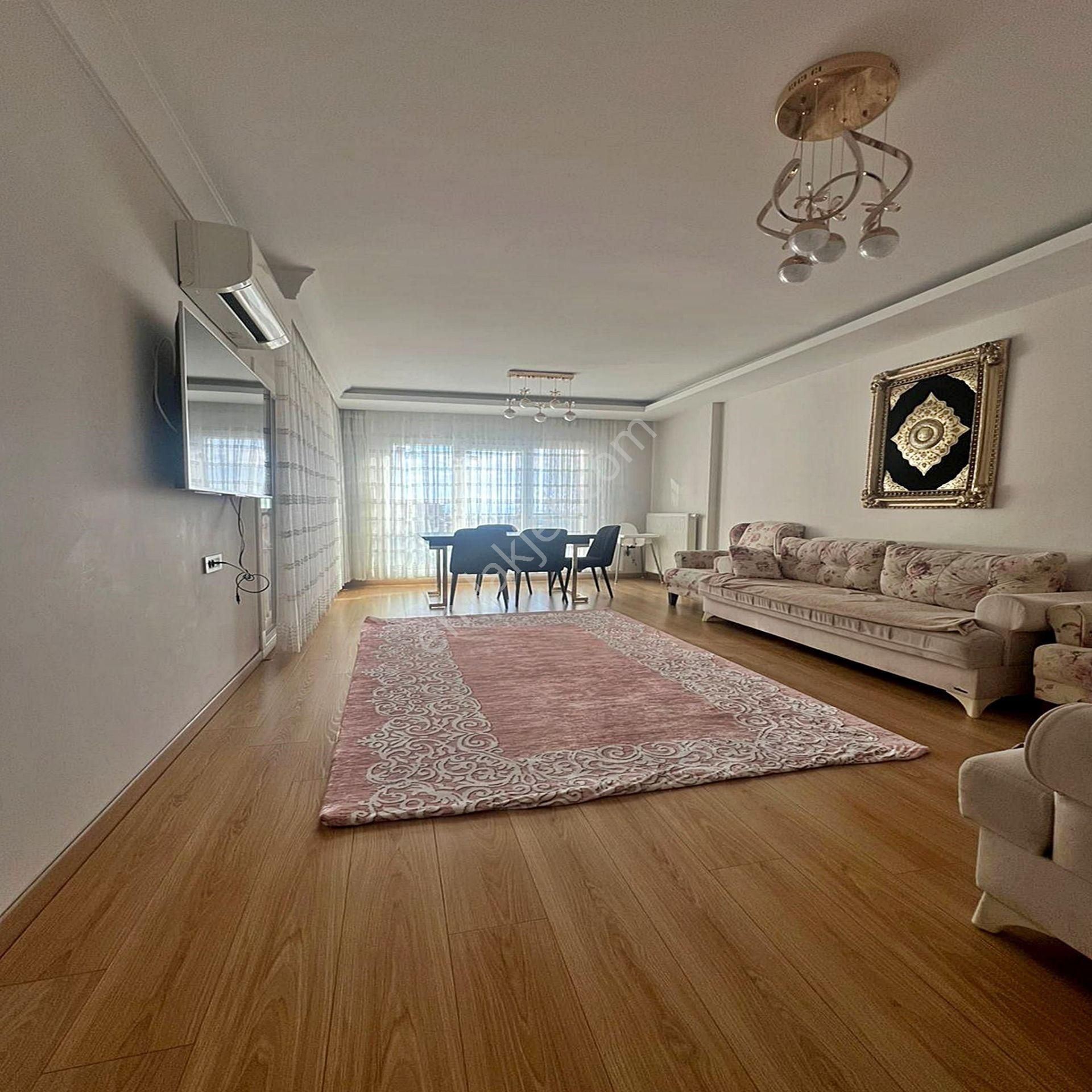 Beylikduzu Marmara Mah Huzurlu Marmara Sitesi 4+1 185m Satılık - Görsel 3