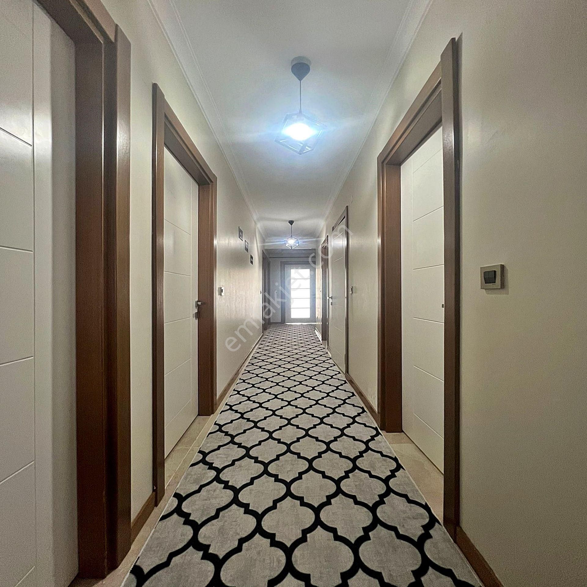 Beylikduzu Marmara Mah Huzurlu Marmara Sitesi 4+1 185m Satılık - Görsel 23