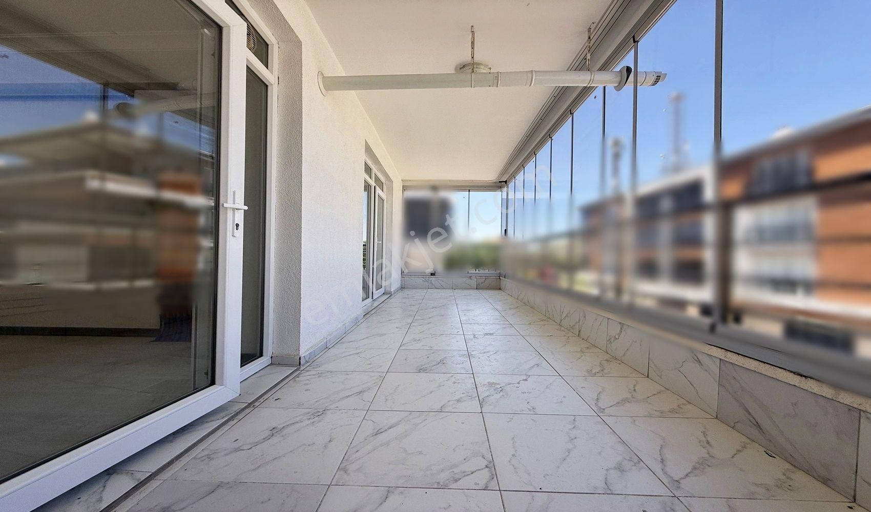 Vadi'den Karakayada-ara Kat- İskanlı -masrafsız- Çift Banyo- 3+1 - Görsel 4