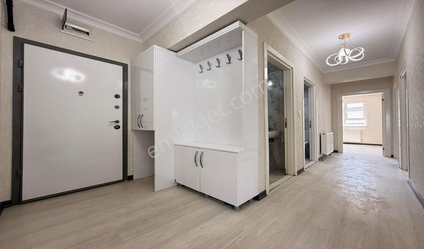 Vadi'den Karakayada-ara Kat- İskanlı -masrafsız- Çift Banyo- 3+1 - Görsel 16