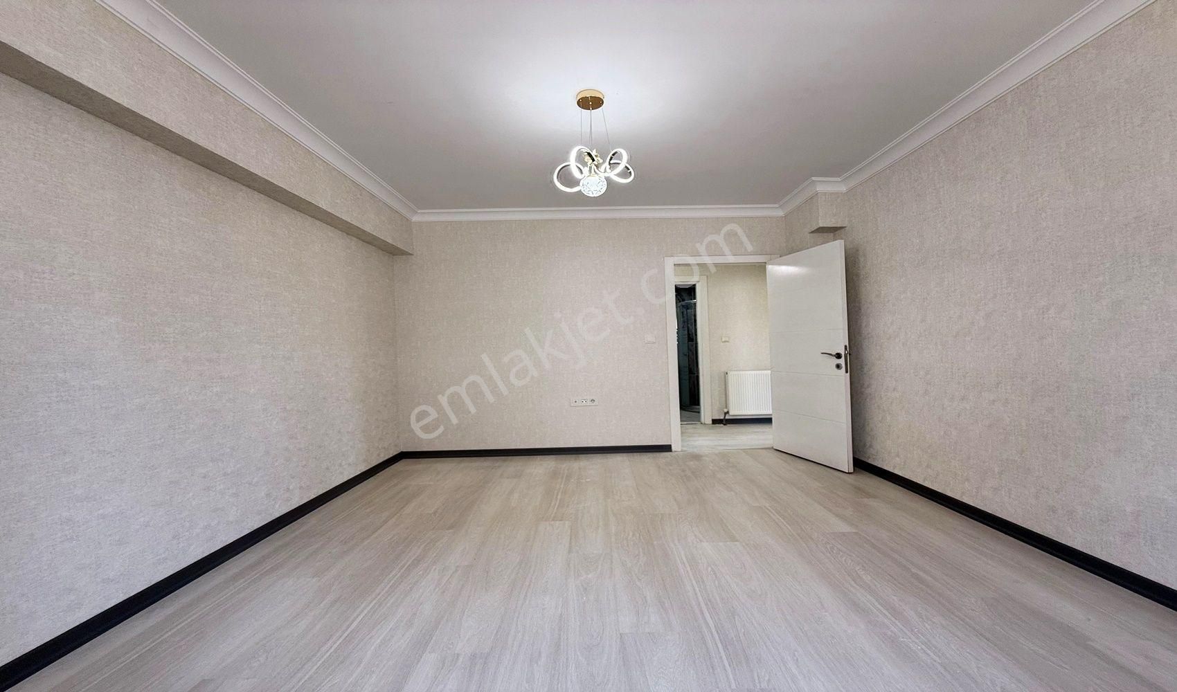 Vadi'den Karakayada-ara Kat- İskanlı -masrafsız- Çift Banyo- 3+1 - Görsel 7