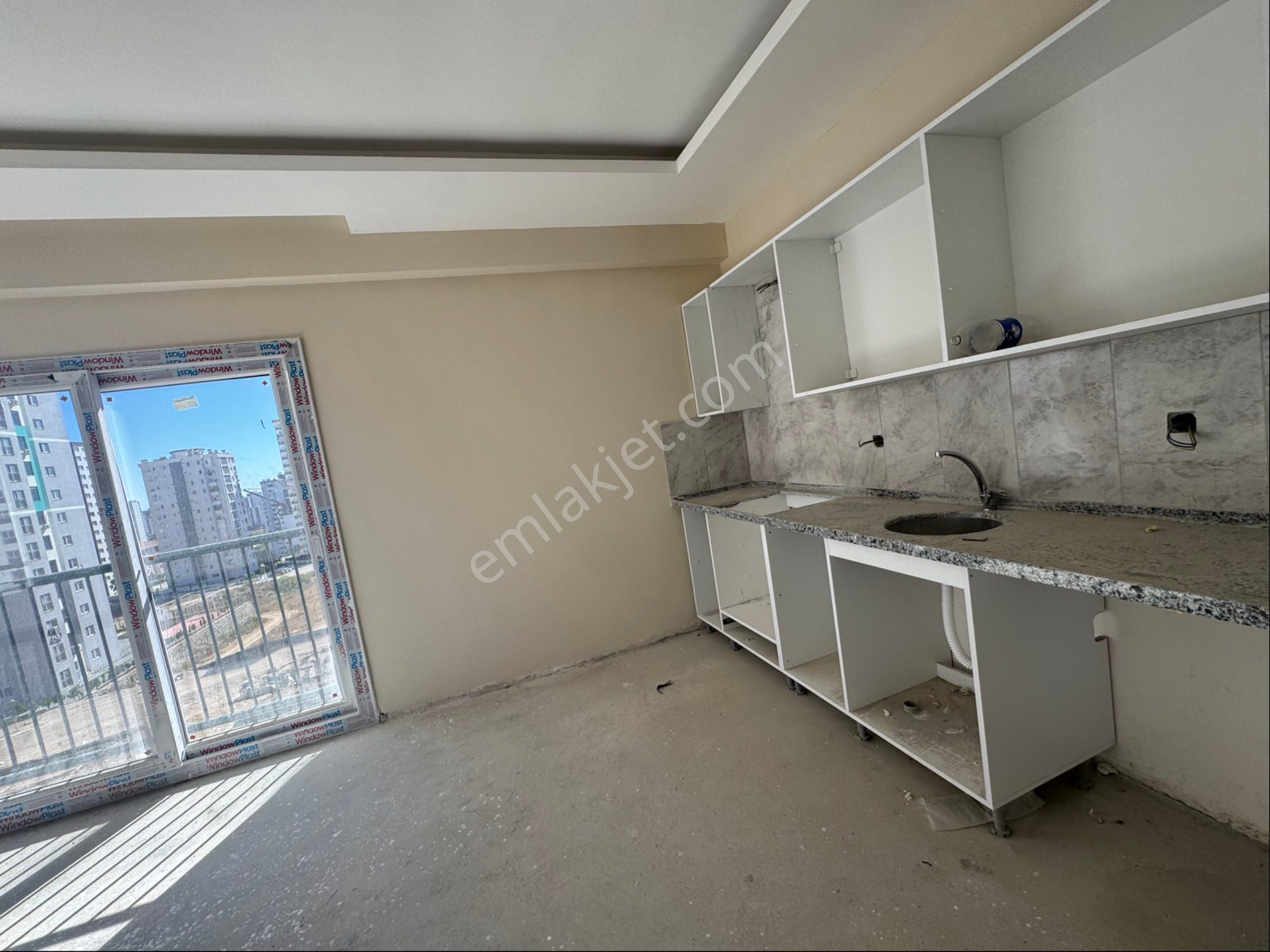 Satılık 2+1 Geniş Oturumlu 3cehpeli - Görsel 6