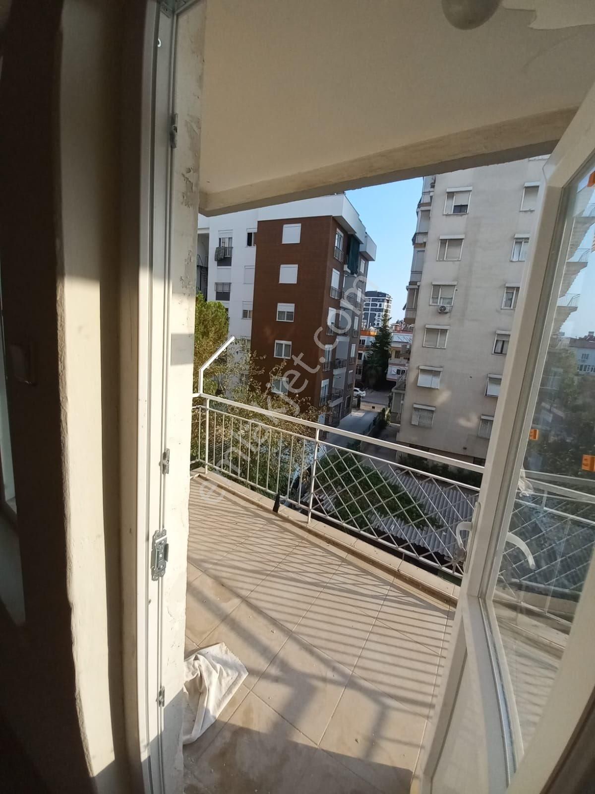 Muratpaşa Merkezde 3+1 150 Metre Kiralık Daire - Görsel 14