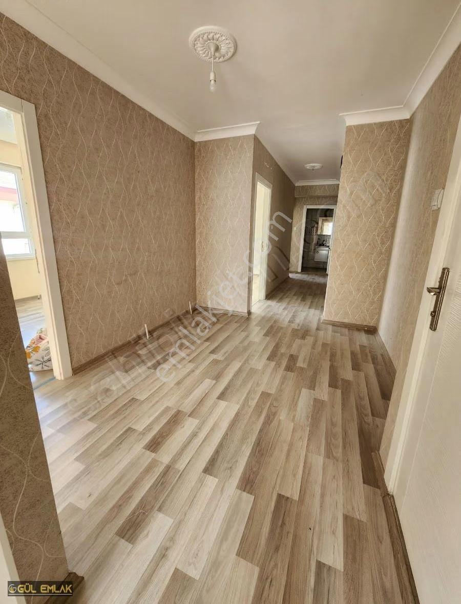 Gül Emlaktan Bir Fırsat Daha Beşikkaya Da Sıfır Atarında 3.katta - Görsel 10