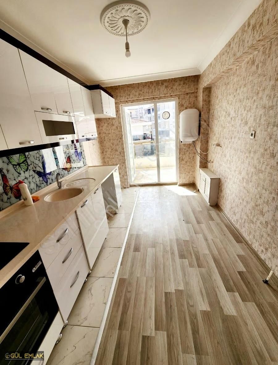 Gül Emlaktan Bir Fırsat Daha Beşikkaya Da Sıfır Atarında 3.katta - Görsel 12