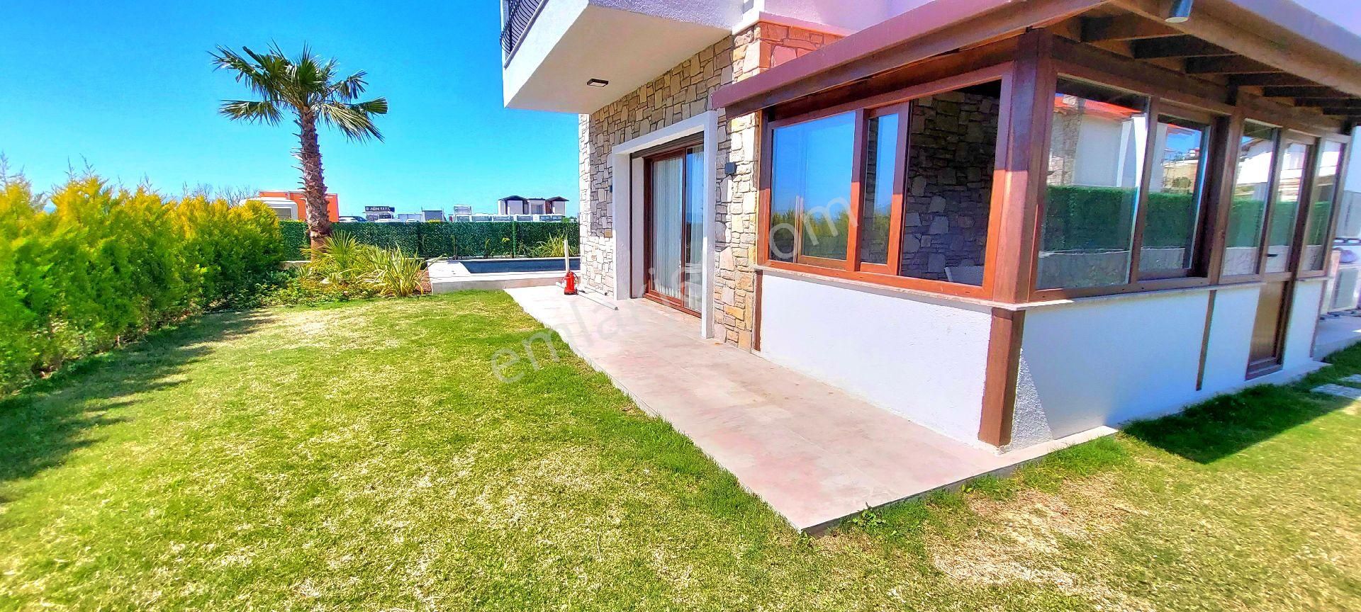 Davutlarda Özel Havuzlu Tek Müstakil Geniş Bahçeli Sıfır Villa - Görsel 4