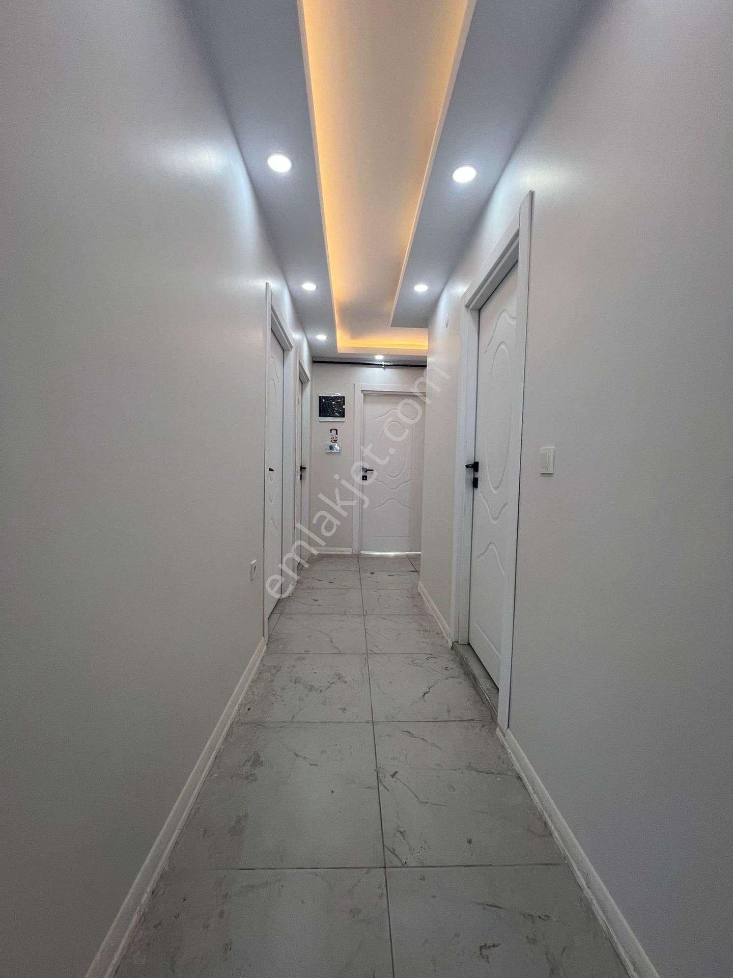 Yakuplu Metrobuse Yurume Mesafesinde 3+1 Ara Kat Ön Cepe Satılık - Görsel 9