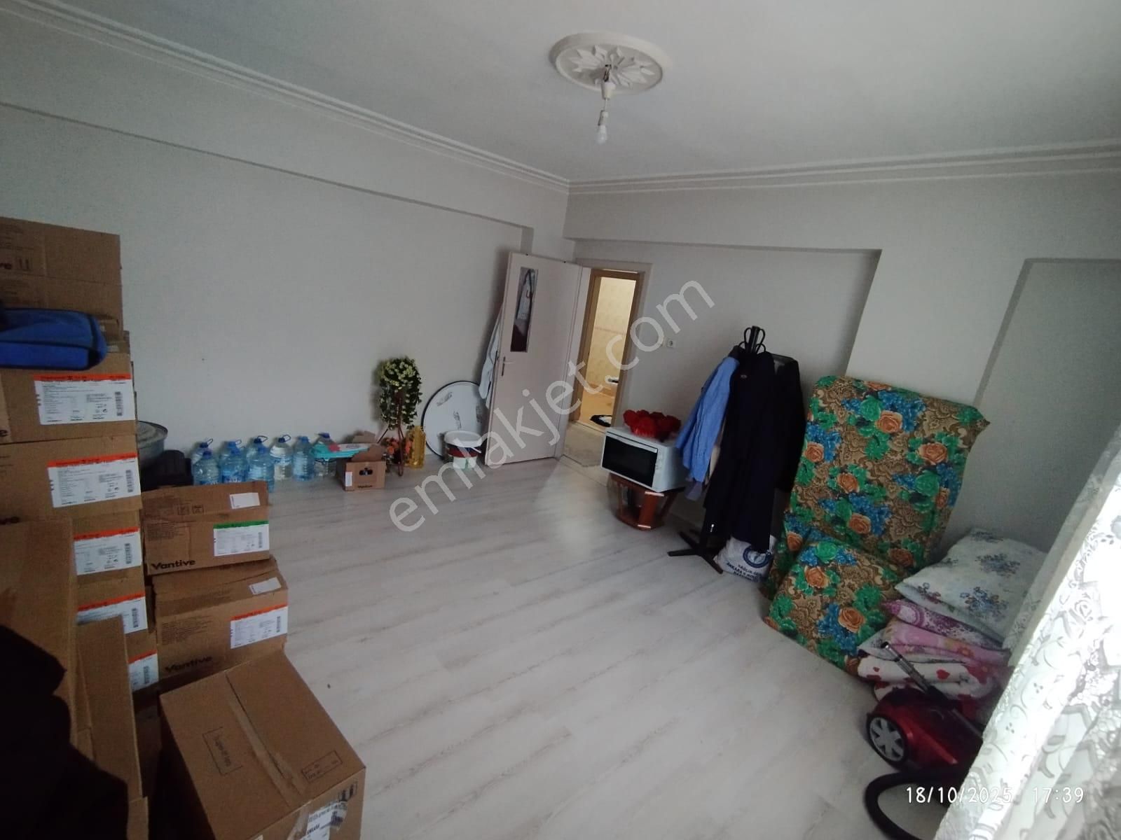 Acill*zafer Mahallesin De Cadde Üzeri Çok Geniş Yapılı 3+1 Daire - Görsel 7