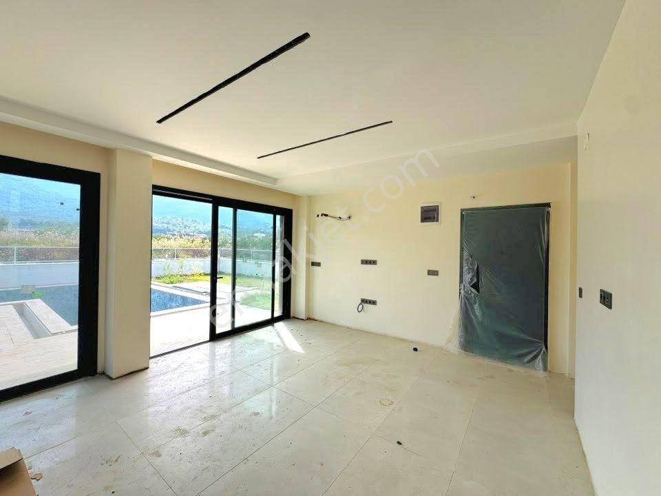 Güzelçamlıda Plaja Çok Yakın Özel Havuzlu Tek Müstakil Sıfır Villa - Görsel 4