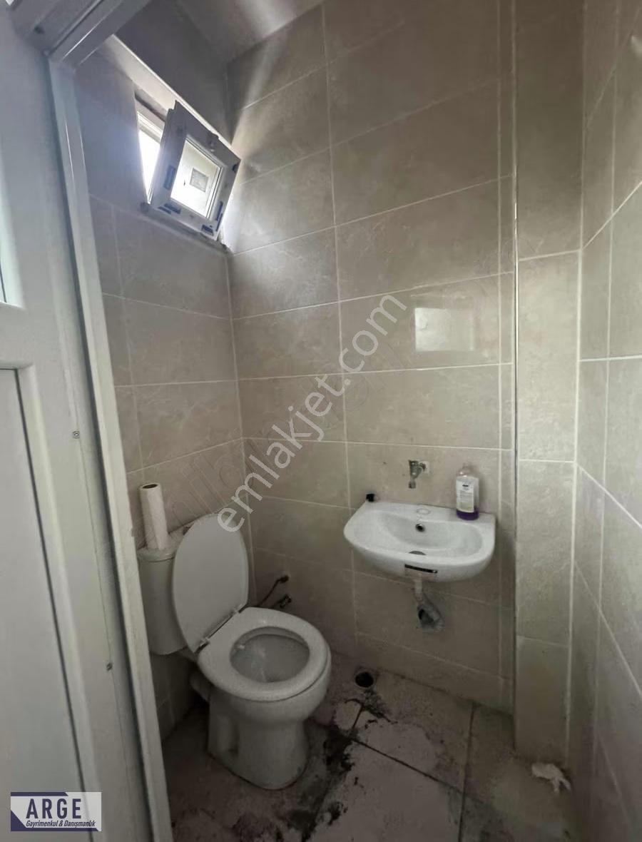 Merkezi Konumda Kiralık Dükkan - Görsel 3