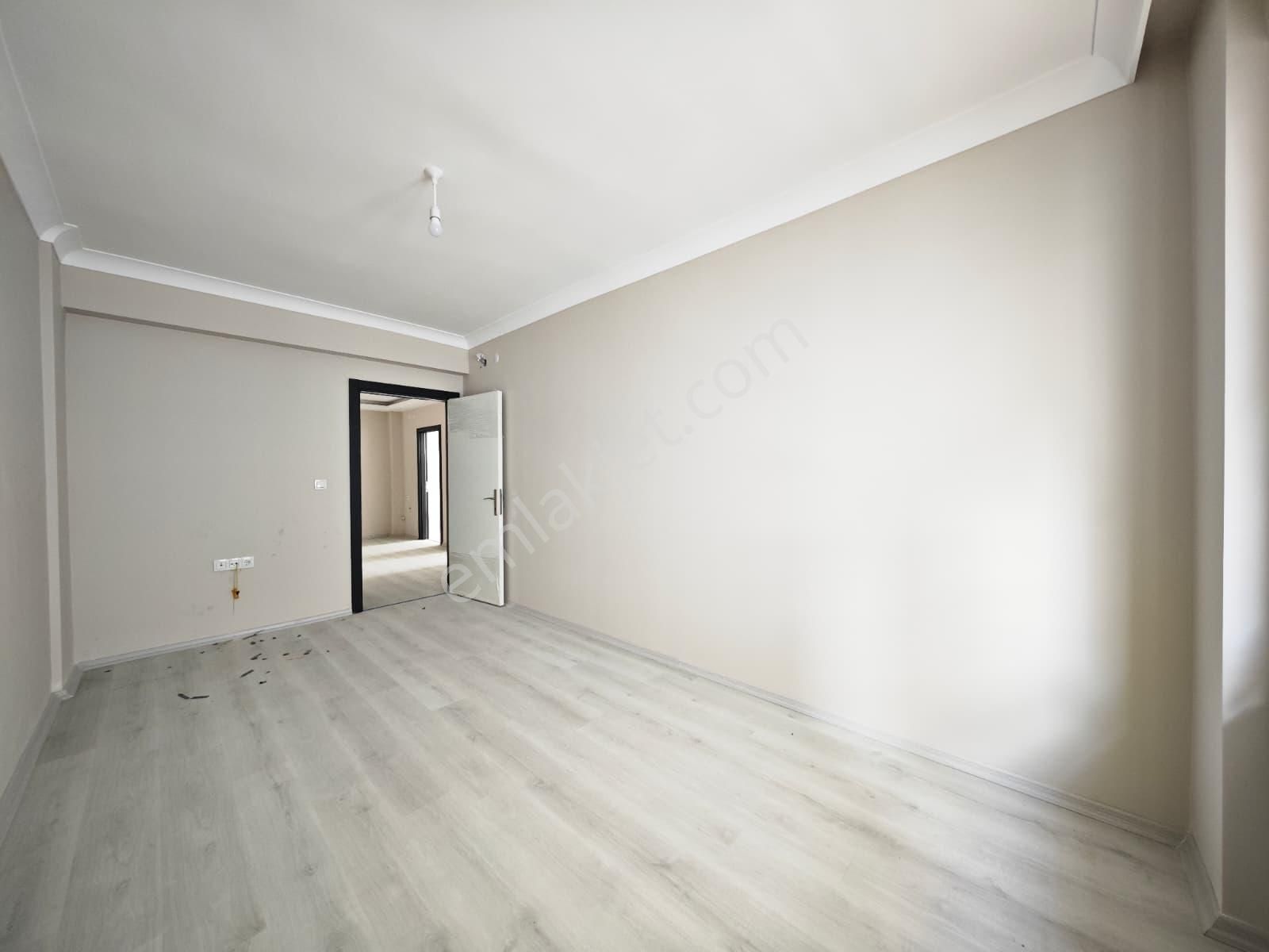 Battalgazi'de Asansörlü 3+1 Katta Satılık Sıfır Daire !! - Görsel 13