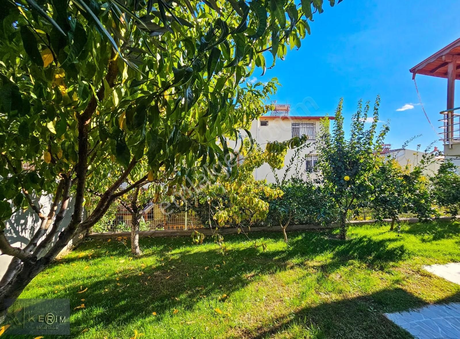 Tek Yetkili Kerimde Altınoluk Satılık Müstakil Bahçeli 4+1 Villa - Görsel 23