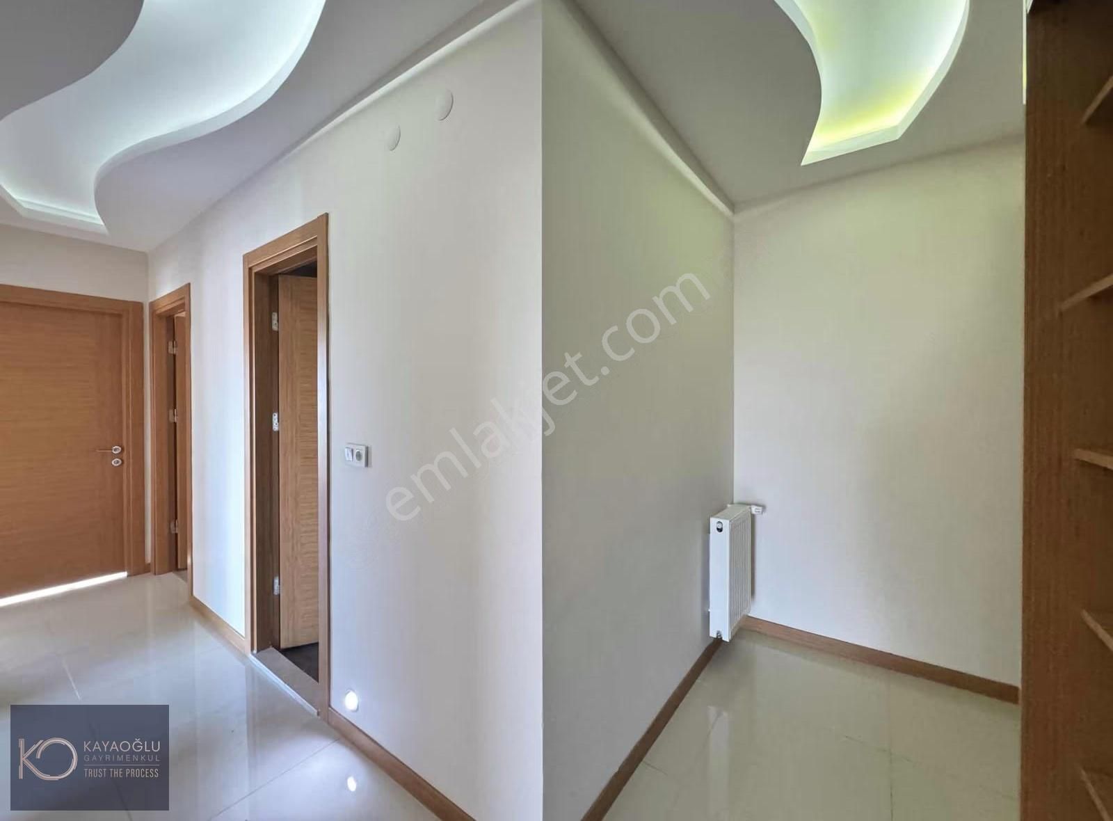 Kayaoğlun'dan Anadolu Caddesine Cepheli 3+1 125 M2 Çift Banyolu - Görsel 15