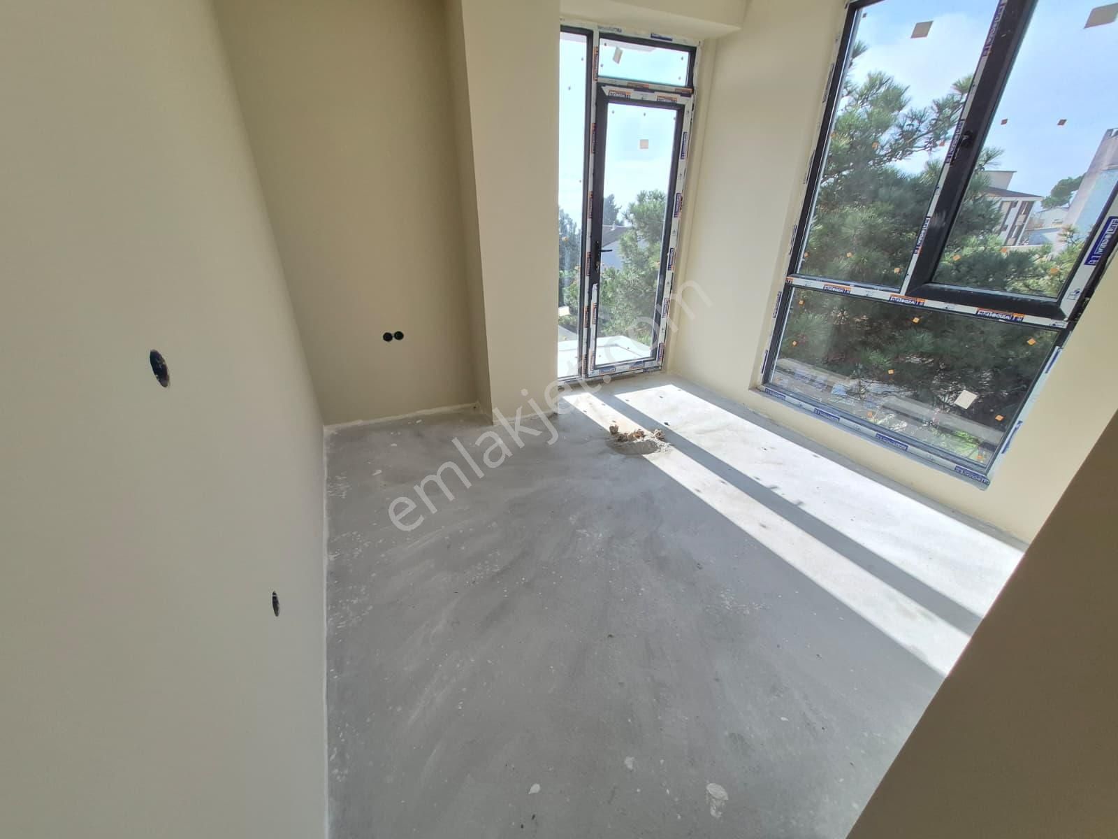 Delux'den Mükemmel Konumda Deniz Manzaralı 1+1 Daire - Görsel 9