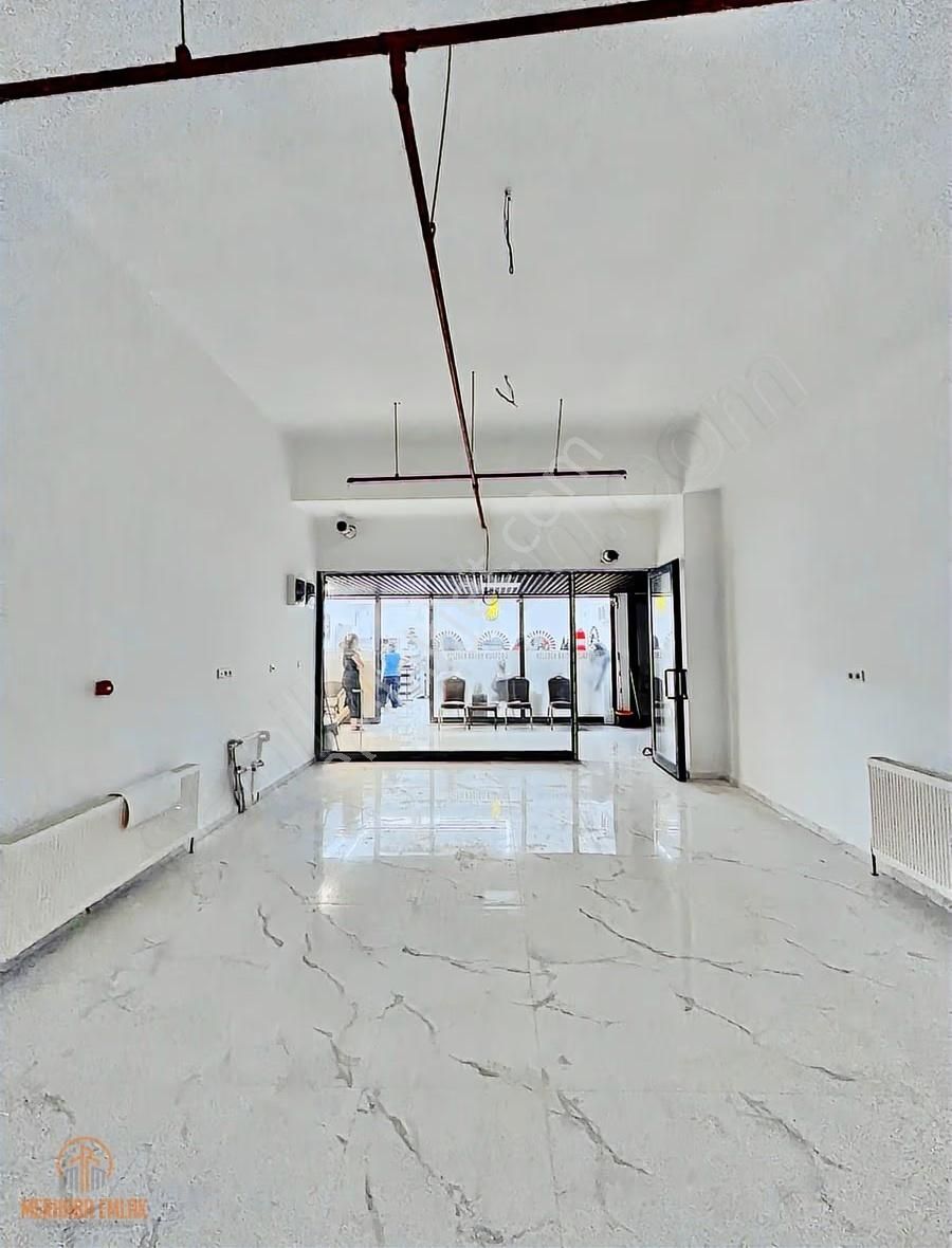 Batıport Avm'de 33 M2 Kiralık Dükkan - Görsel 12