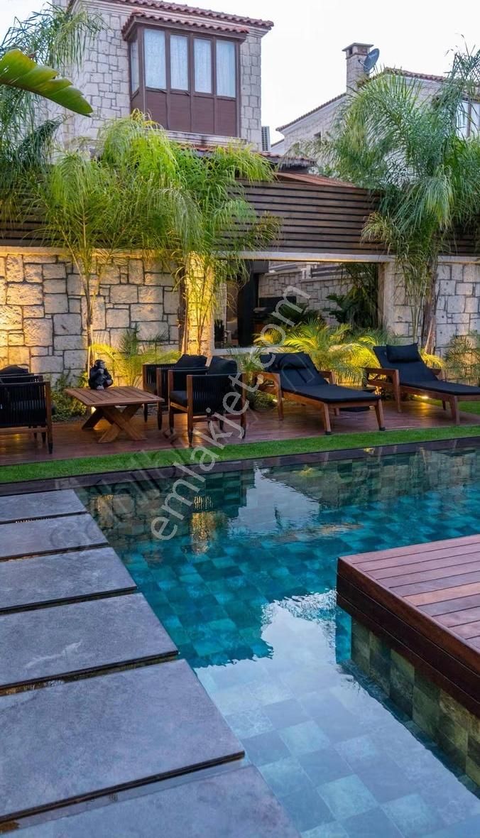 Alaçatı Hacımemiş | Çamlık Yol Üzeri | Özel Tasarım Villa - Görsel 12
