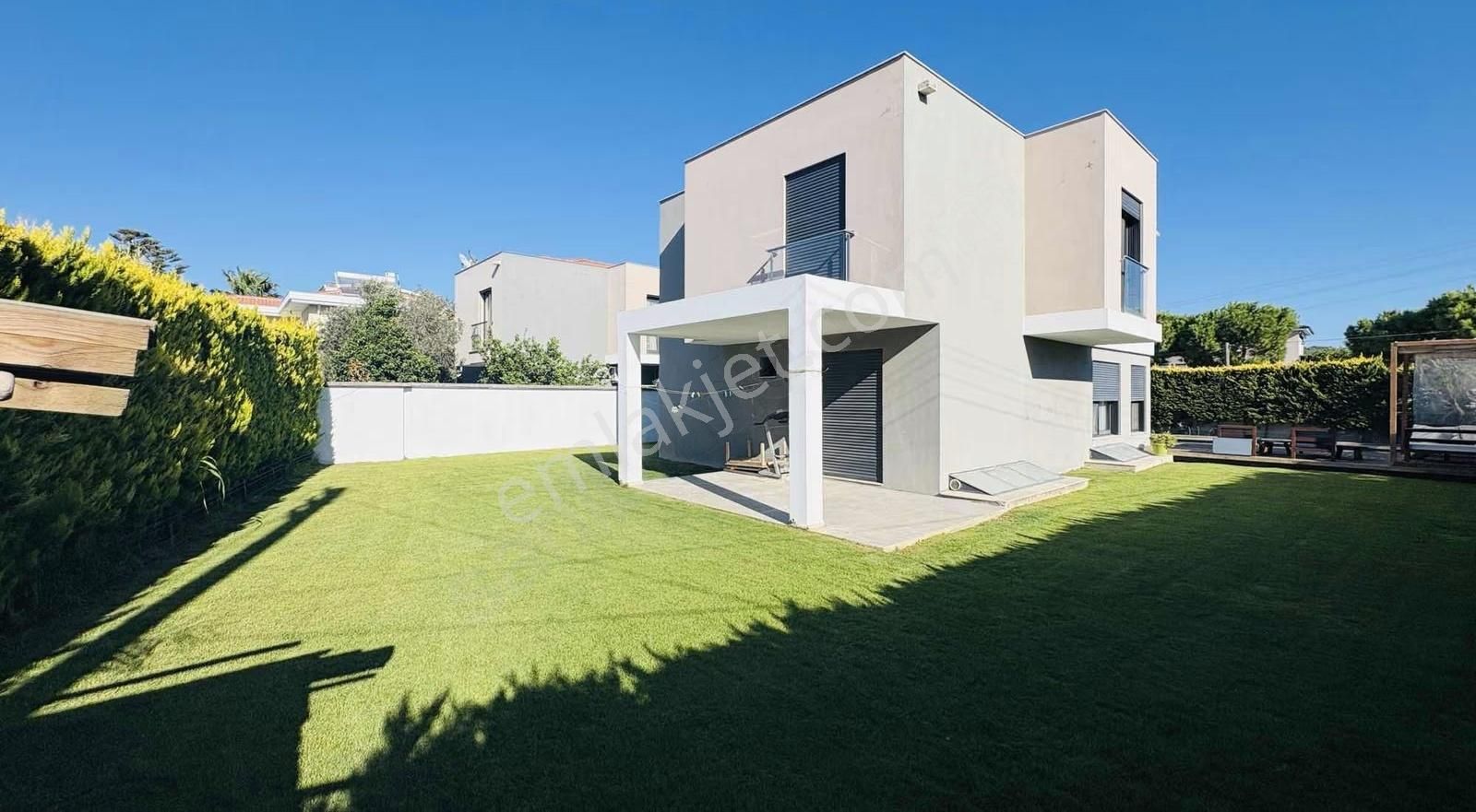 Fast Buy / Boyalık Mevkii İnönü Mahallesi Müstakil Havuzlu Villa