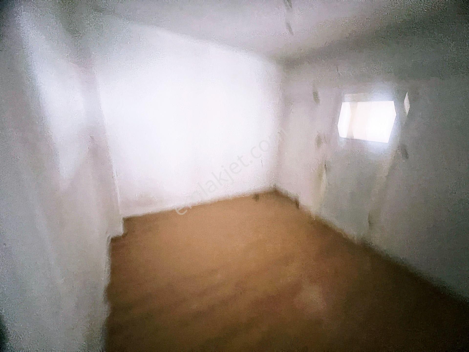 Cihandan Karşıyaka Merkezde Katta 2+1 Satlık Daire - Görsel 19