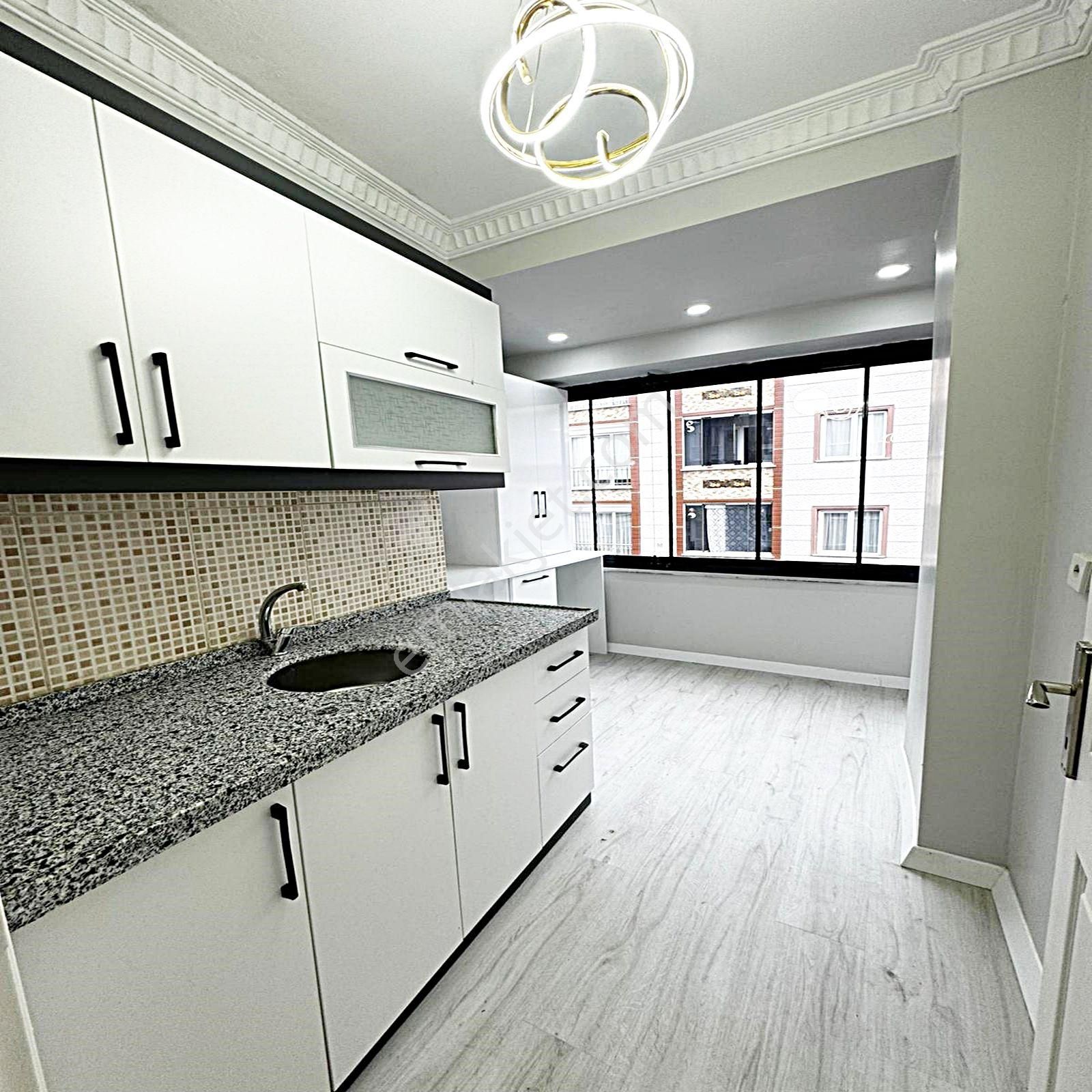 Mehterçeşme Mahallesinde 2+1 Dekorlu Masrafsız Satılık Daire - Görsel 5