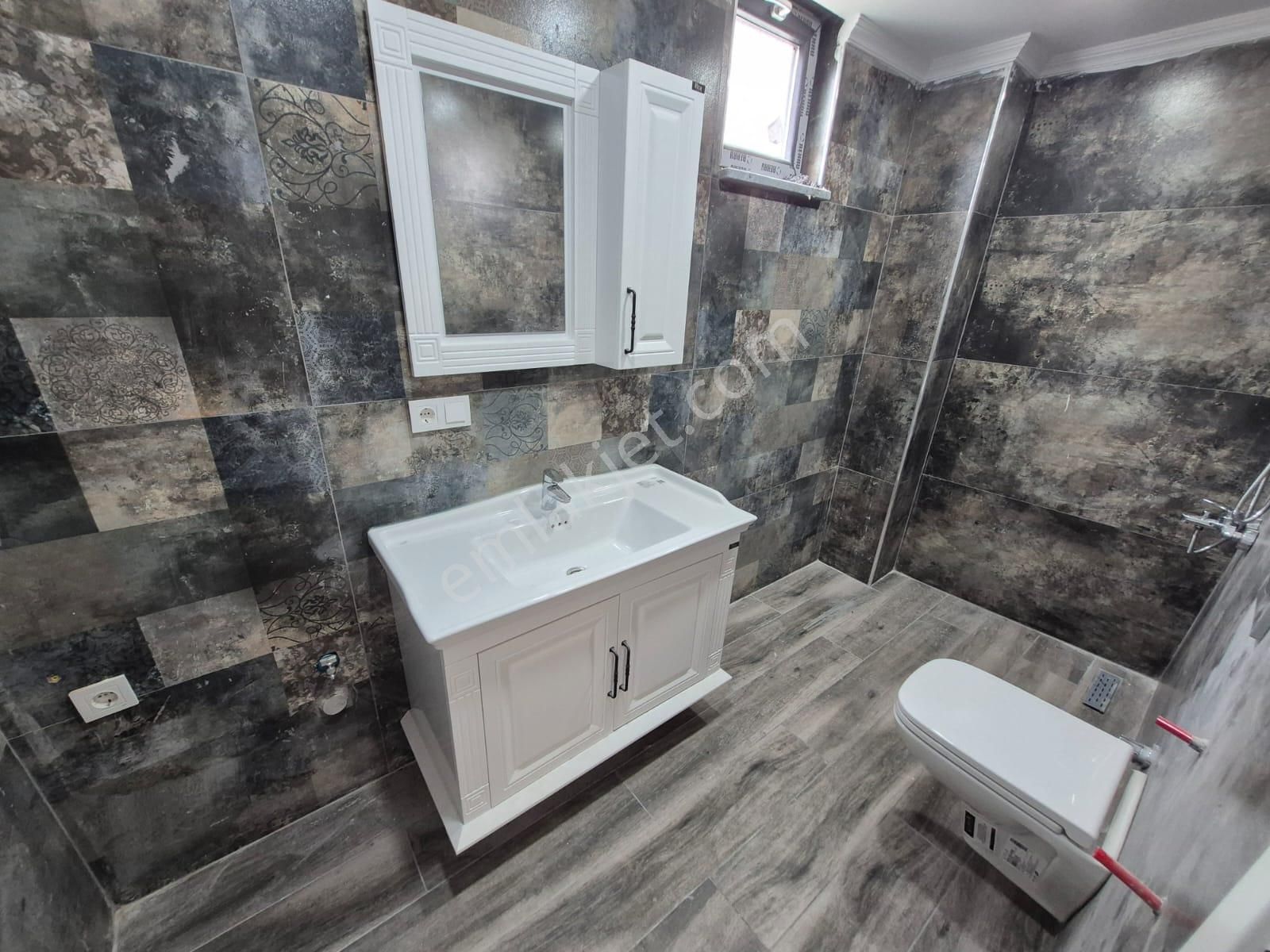 Delux'den Hürriyet Mah.'de Deniz Manzaralı Lux Trıplex - Görsel 13